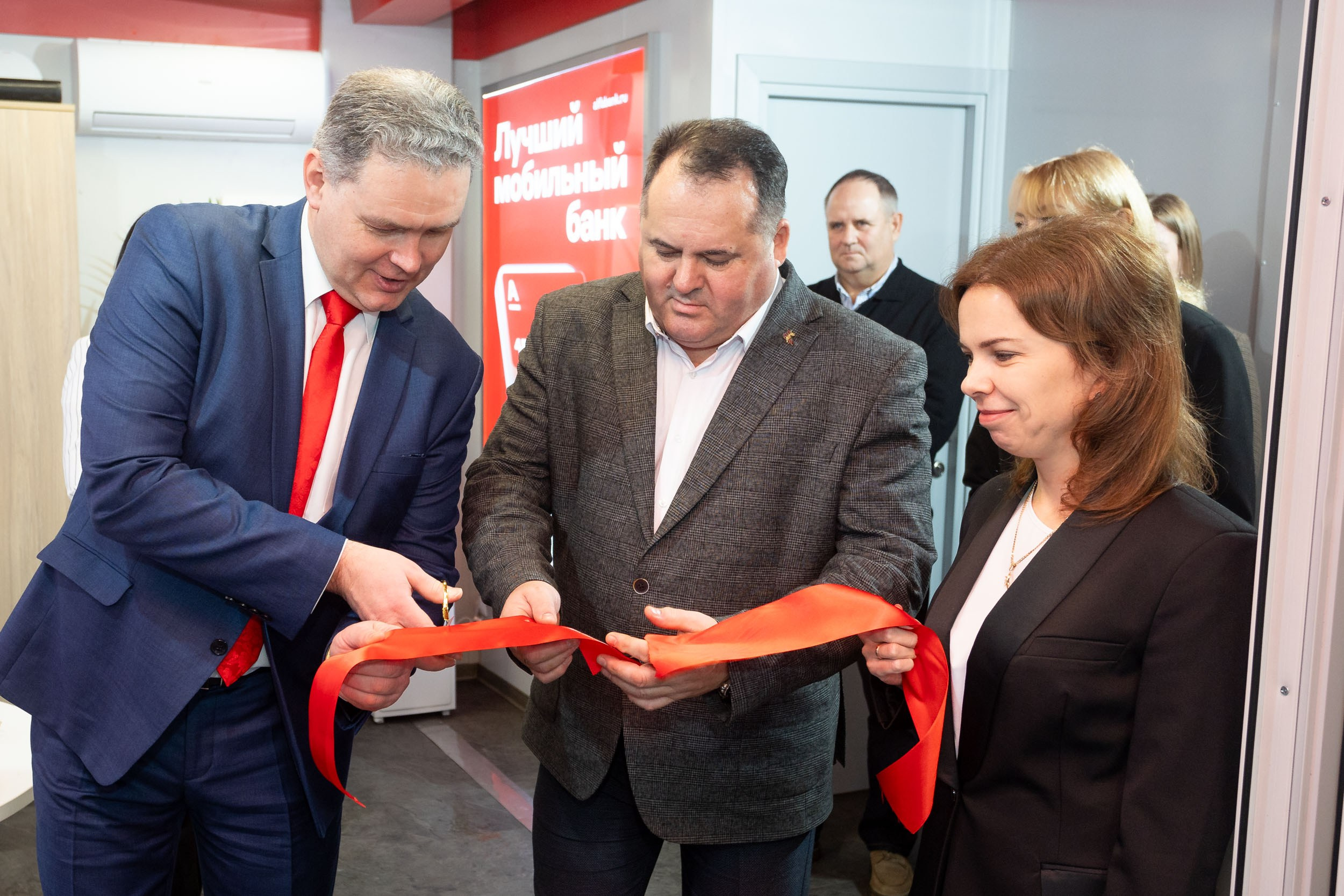 Открытие первого диджитал офиса Альфа-банка в России