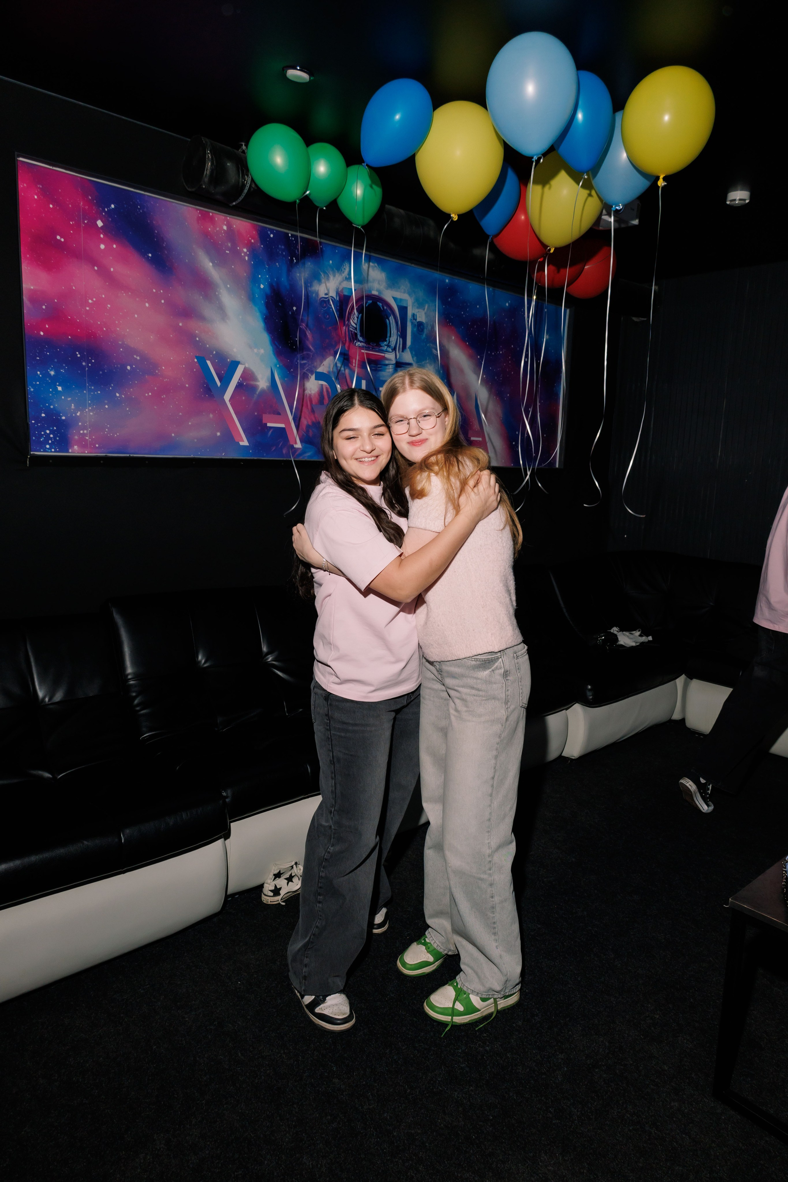 День Рождения в караоке. Фотограф в Москве Дмитрий Емельянов