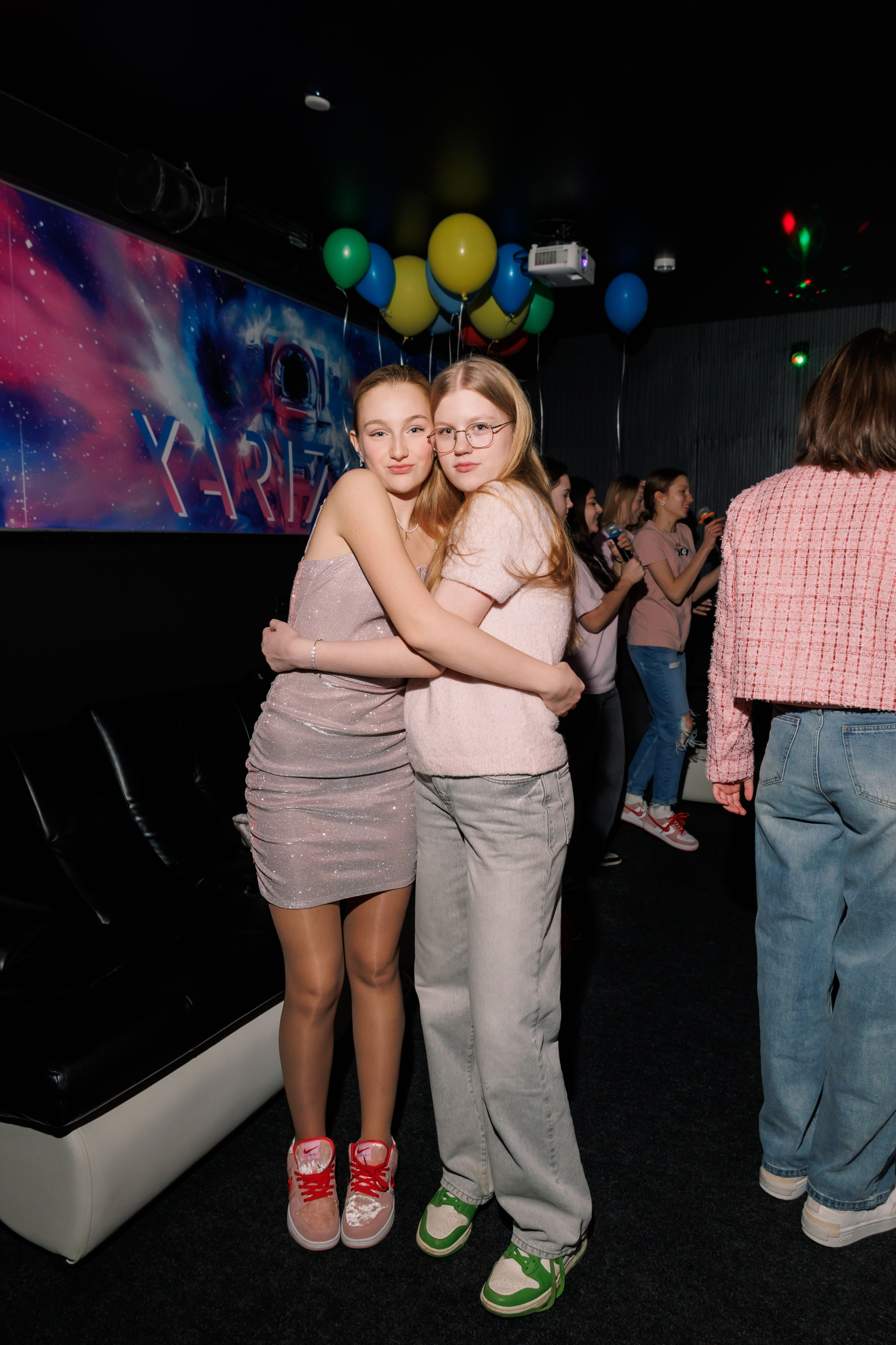 День Рождения в караоке. Фотограф в Москве Дмитрий Емельянов