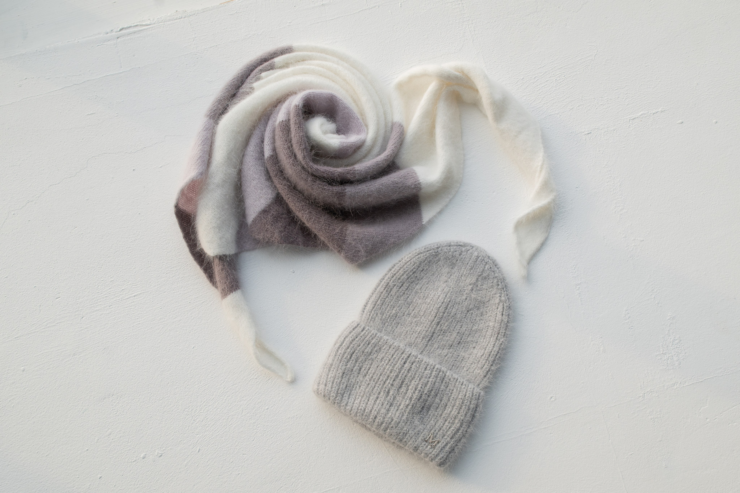 С нами тепло. Фотограф Ярмишко Дарья. Выпускные фотокниги