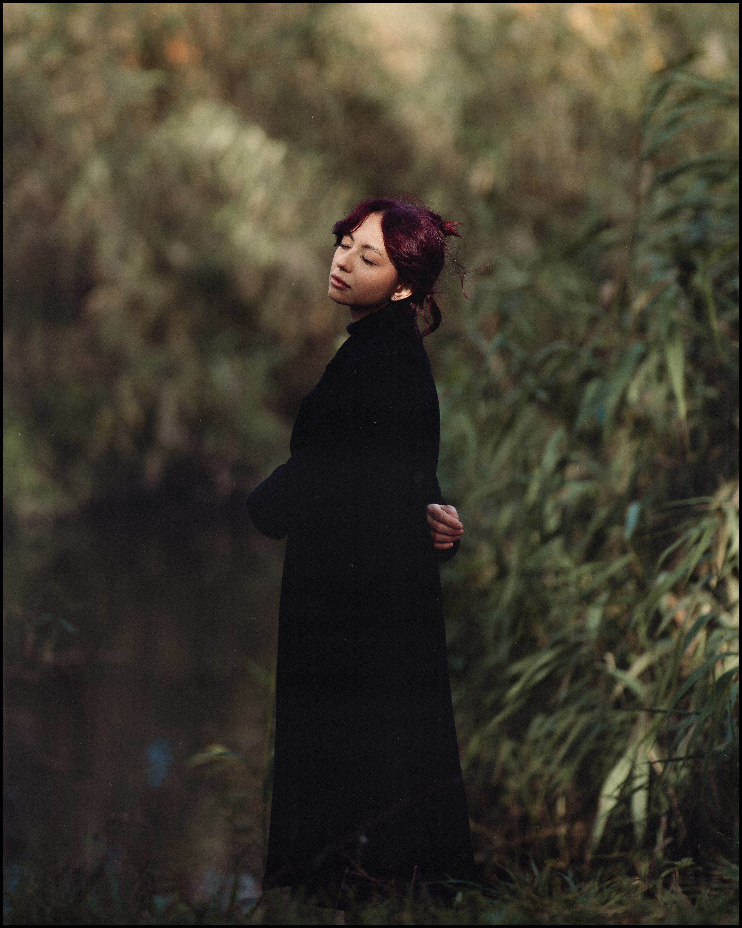 Осенняя фотосессия на природе с гвоздиками