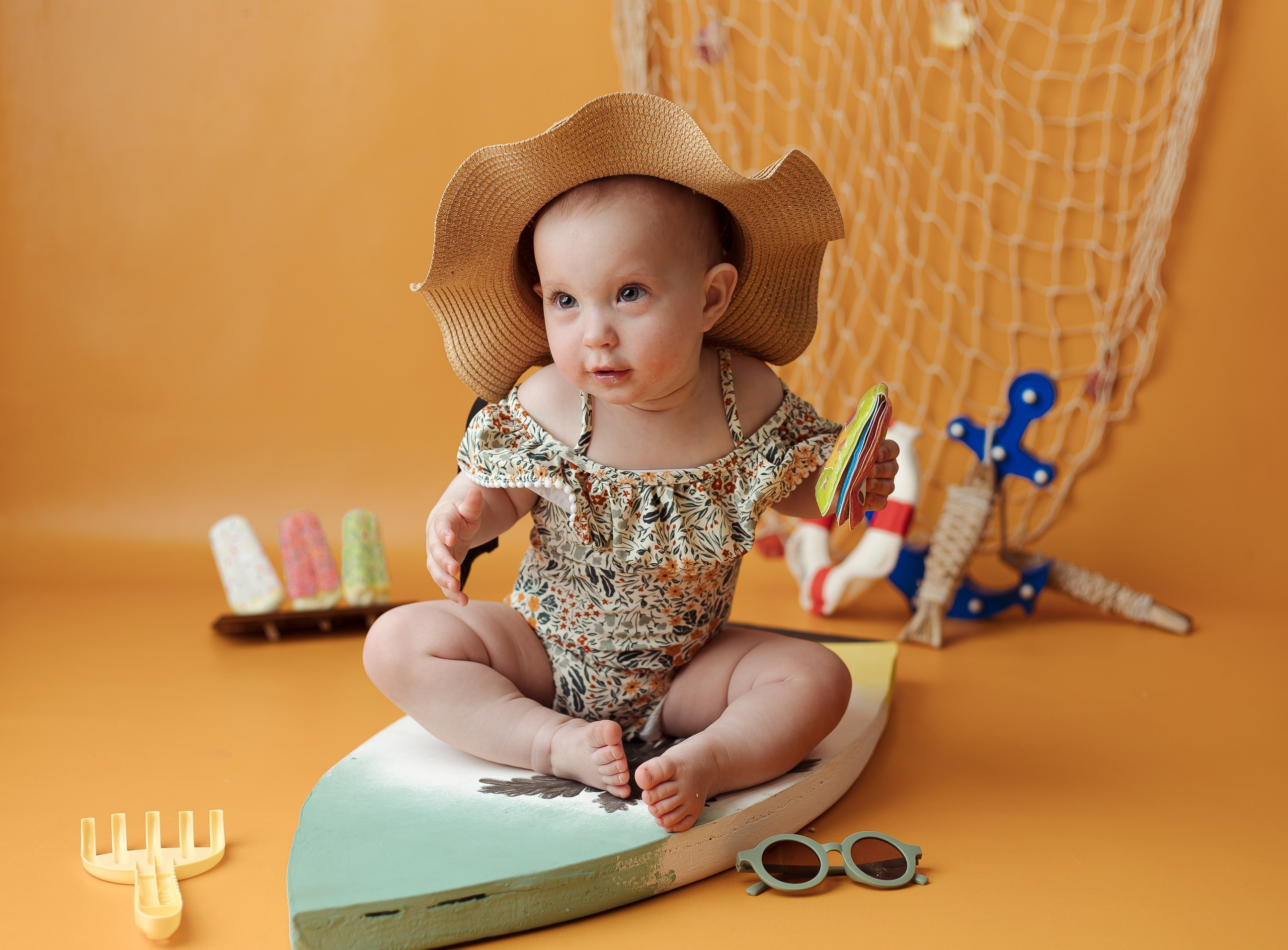 Тематические образы. Фотограф беременности, новорожденных Москва. годики под ключ