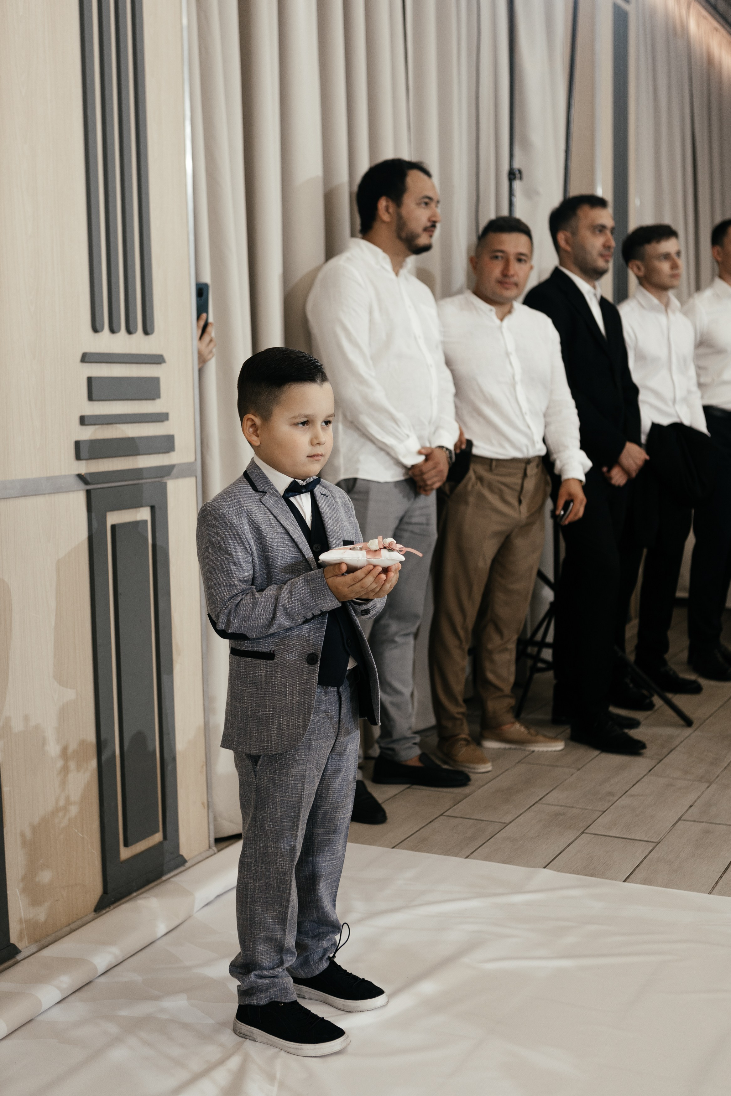 Свадебный фотограф Уфа — Руслан ГабдлисламовЖивые эмоции, красивые кадры, воспоминания на всю жизнь.Работаю по всей Республике Башкортоста. Свадебный фотограф Уфа Руслан Габдлисламов