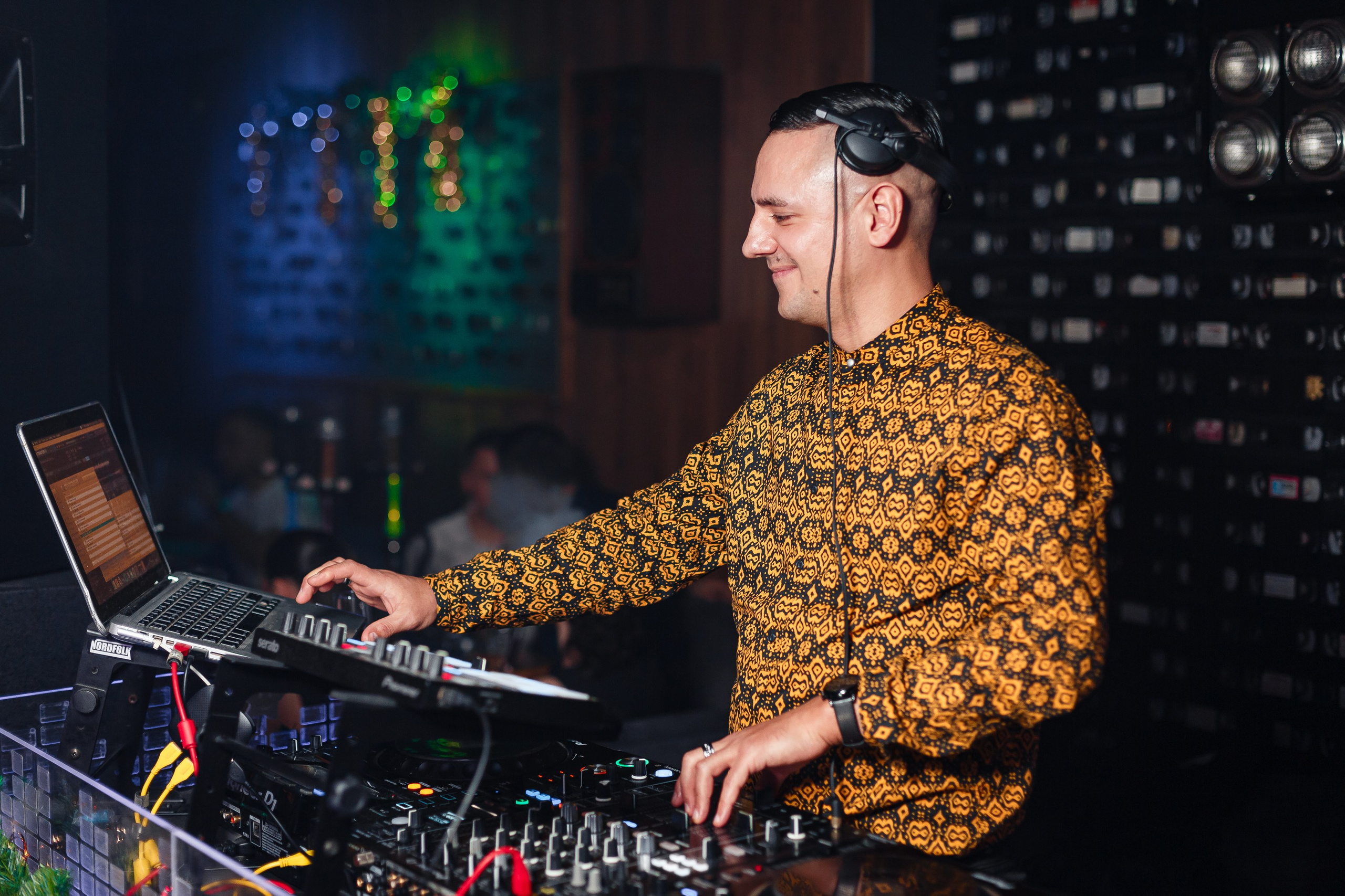 Новогодняя ночь_Santa Barbara_Симферополь_31.12.2024. Аминов Руслан | Фотограф