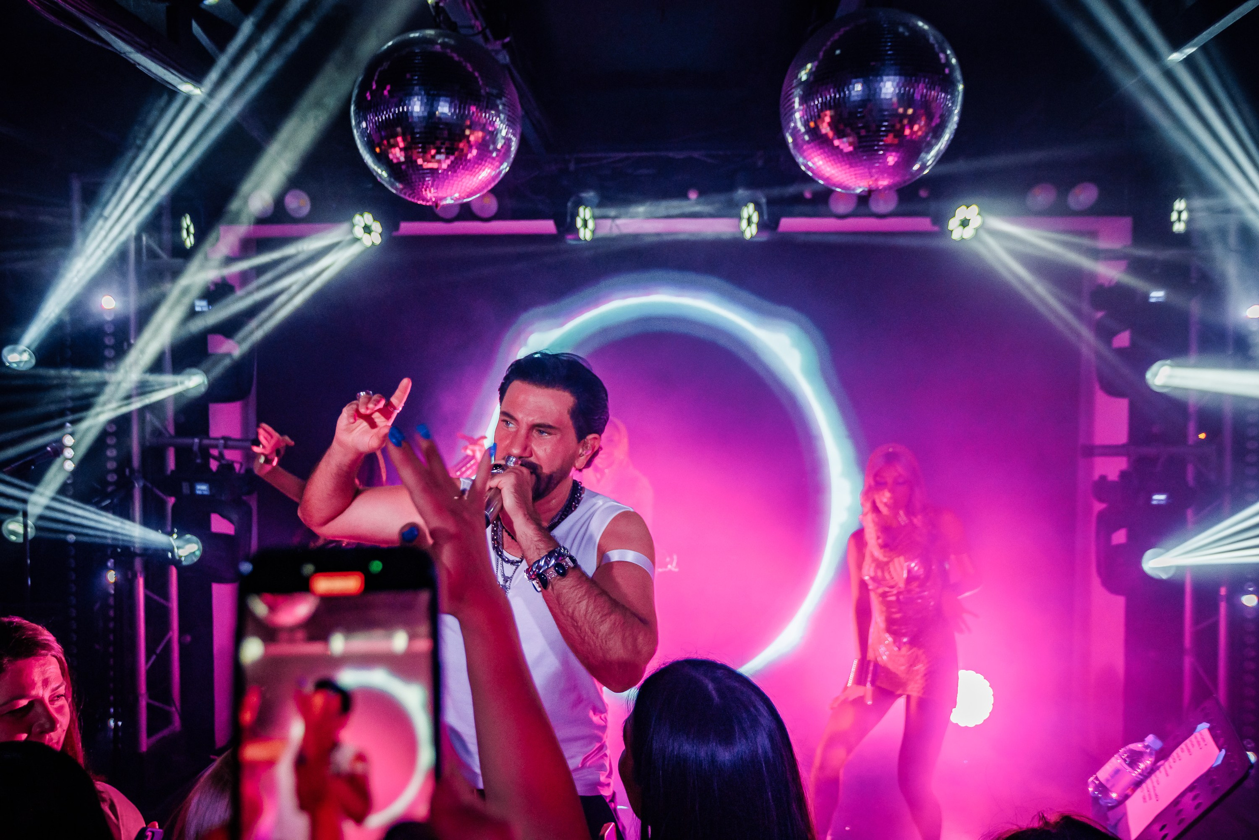 «АВРААМ РУССО"_Чайка на пляже_Ялта_21.06.2025. Аминов Руслан | Фотограф