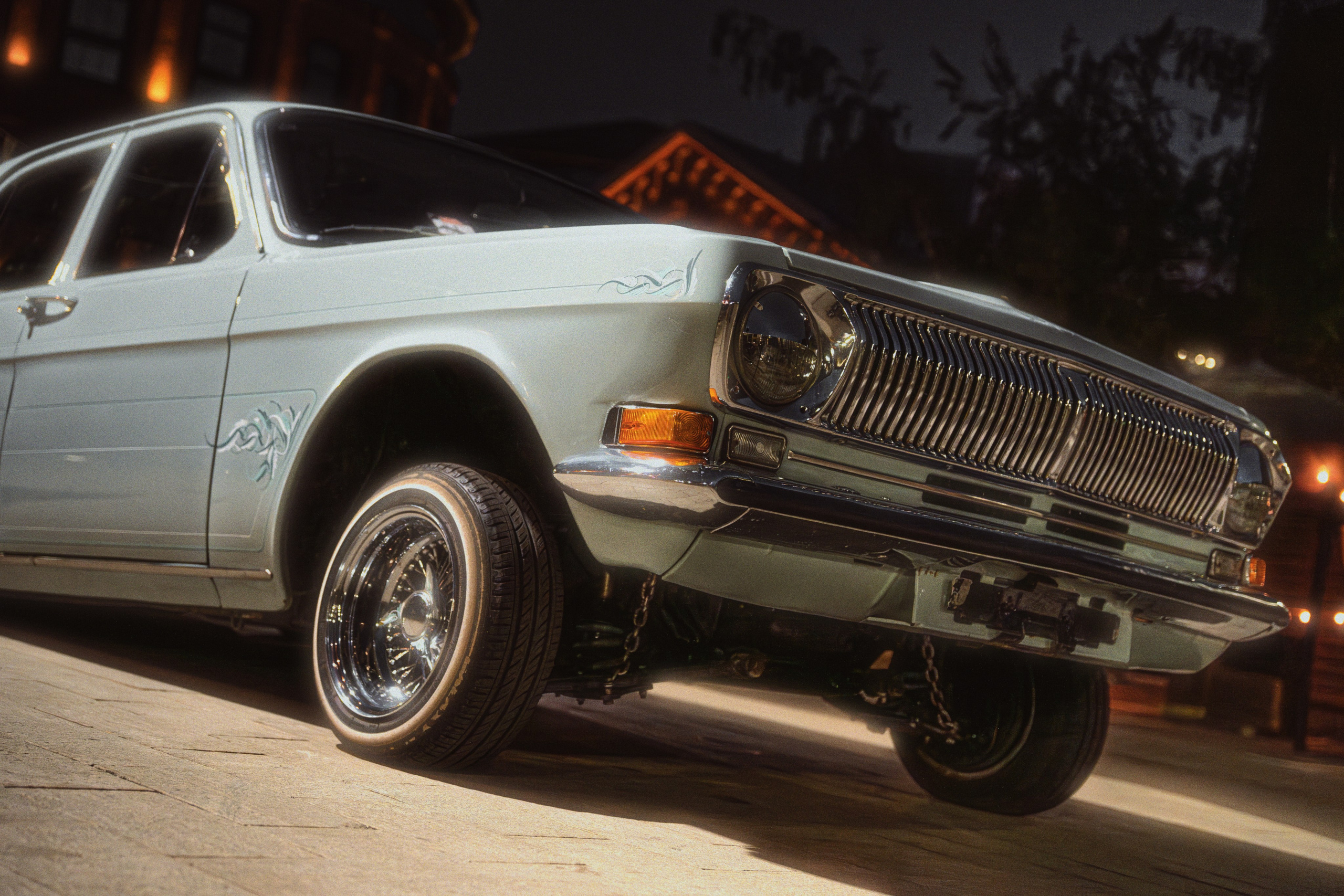 GAZ 24 «Russian Lowrider». Автомобильный фотограф в Москве Дмитрий Глазков