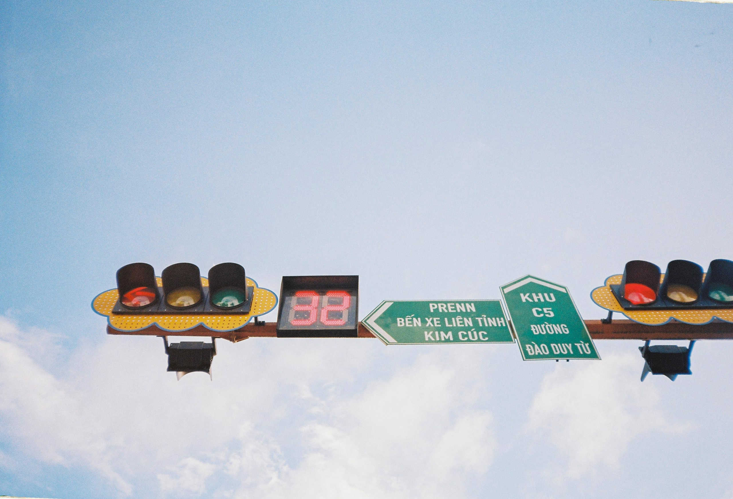 Dalat 2024. Film Photographer in Da Nang, Vietnam — Tanya Parfenteva