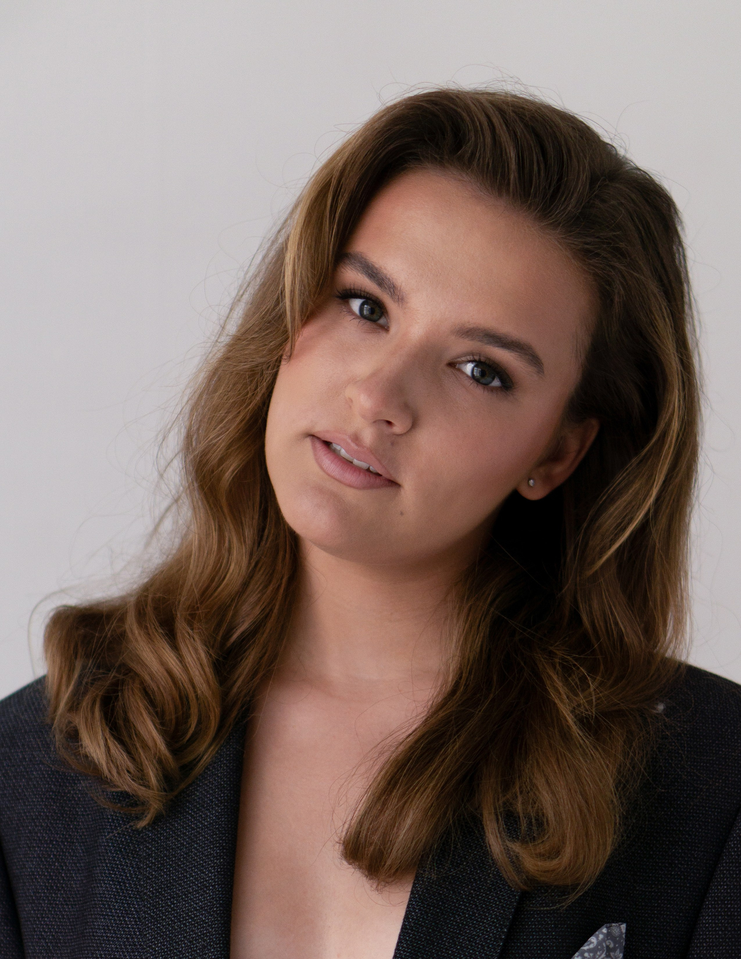 Портретная фотосессия Надежды. Фотограф в Санкт-Петербурге, Григорьева Светлана: от портрета до предметной съёмки