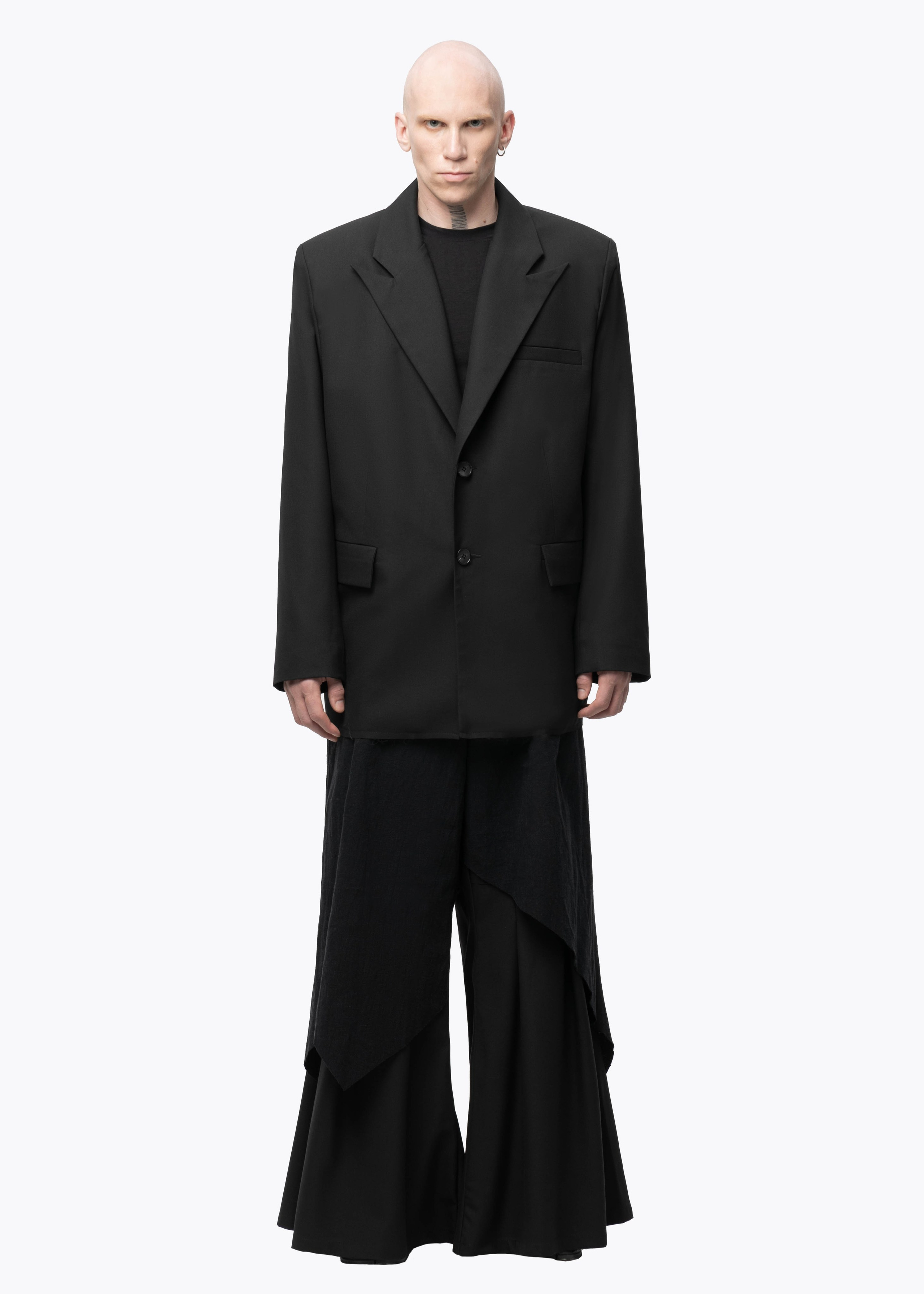 Bat Norton AI.AVANGARDEN. Фотограф для брендов Любовь Батина (Спб/Мск)