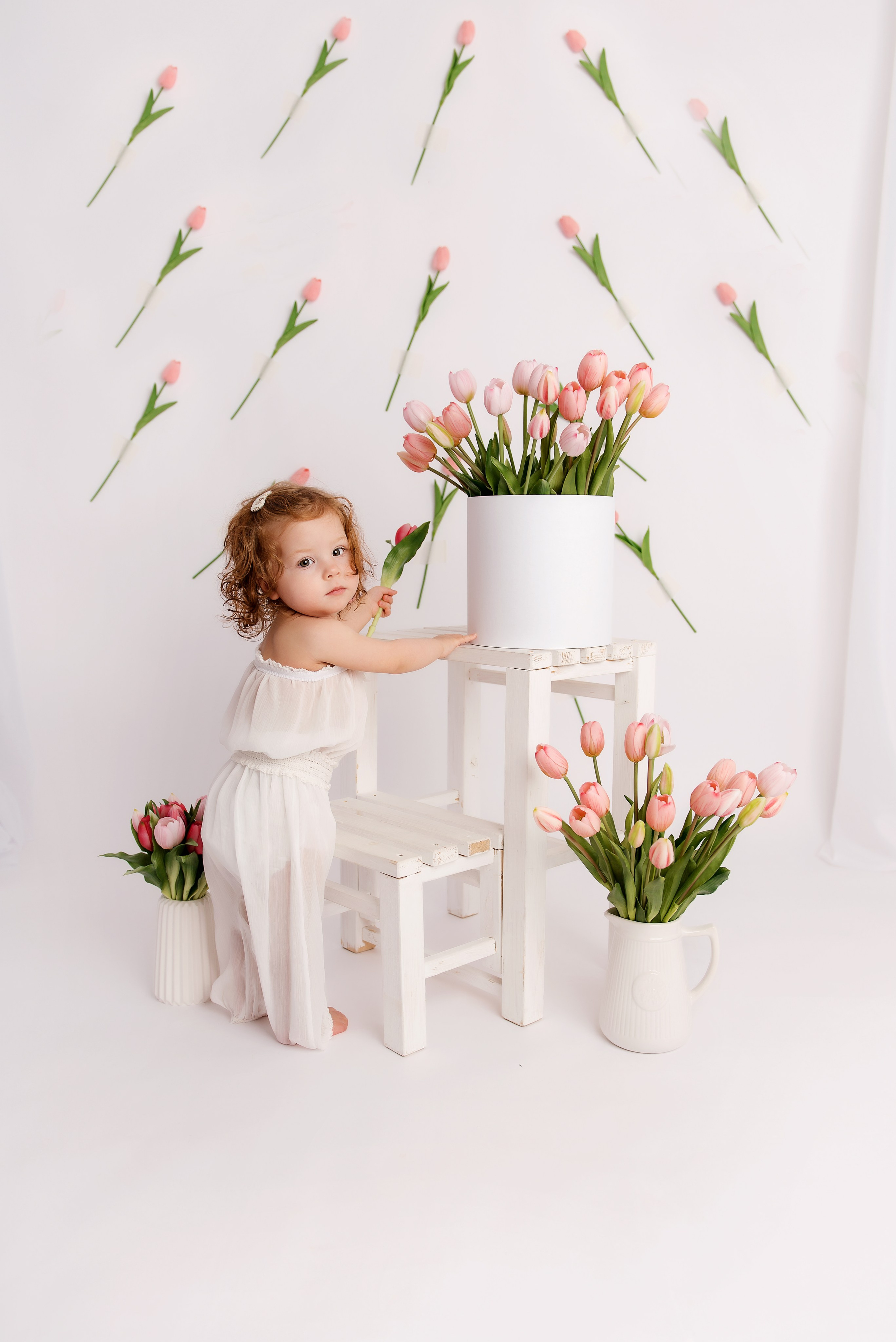 Съёмка с цветами Весенний проект. Детский фотограф в Долгопрудном и Москве