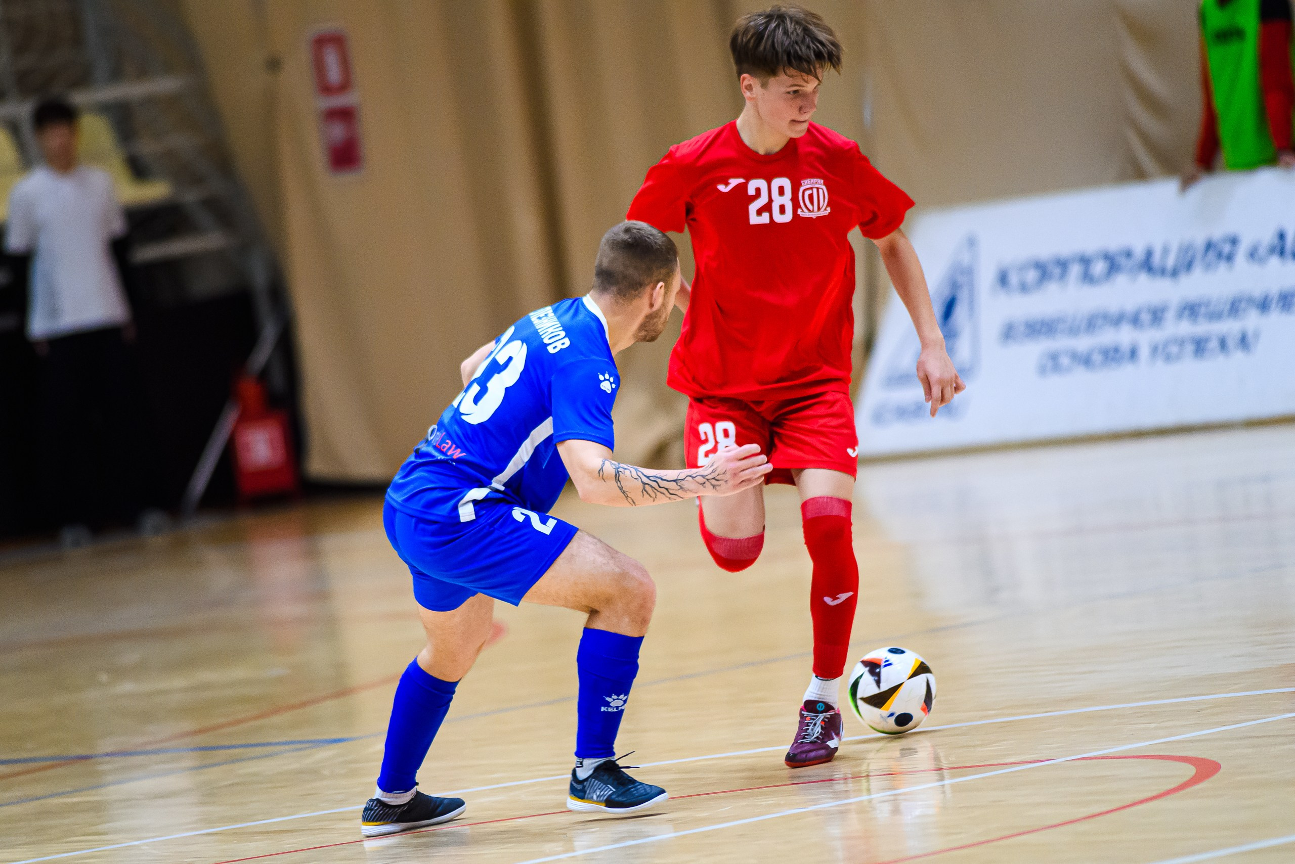 Высшая лига по футзалу — Сезон 2024-2025 — 2ой тур. Репортажный фотограф в Кемерово