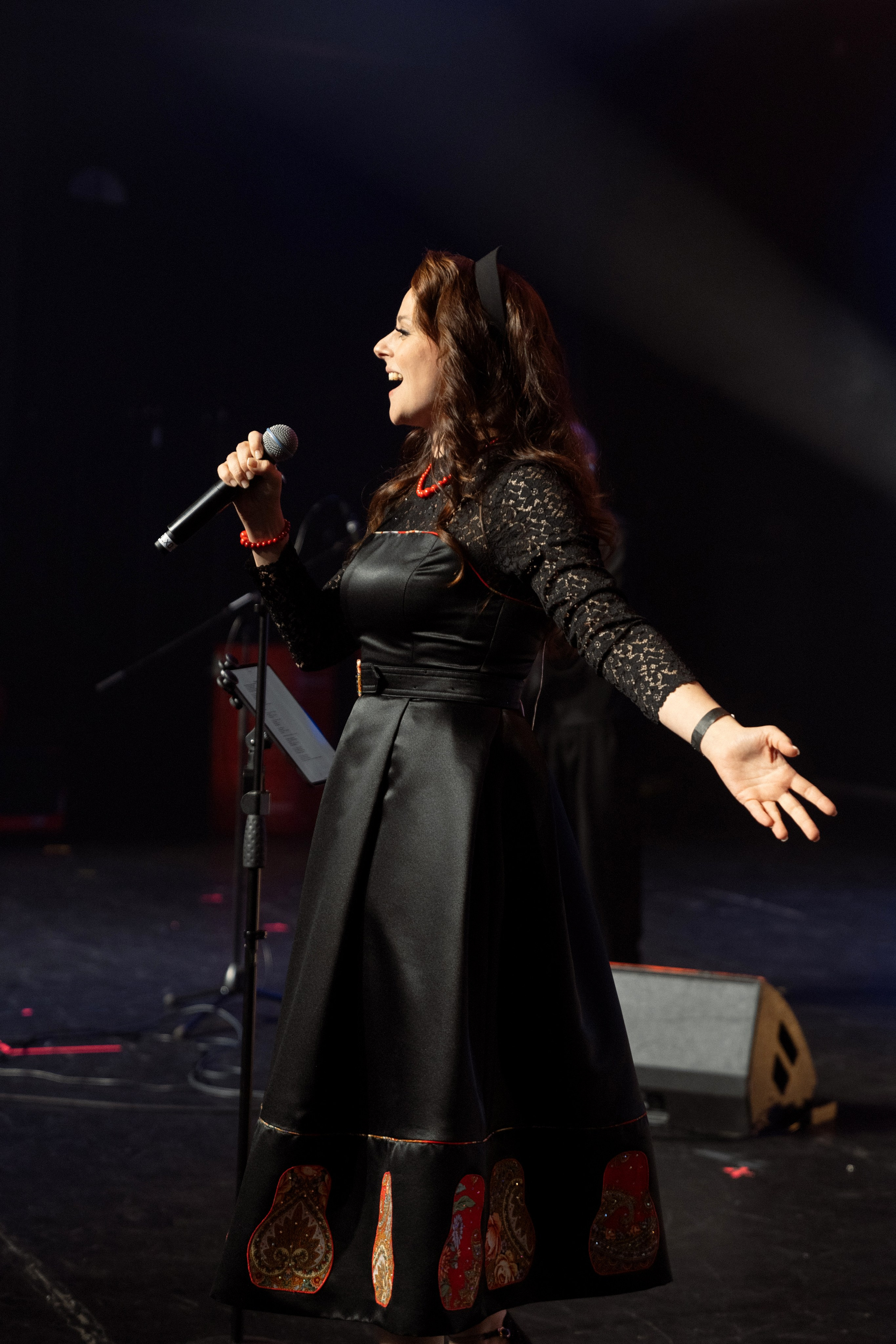 TOP PLACE 2025. СУРОВЦЕВА project. Эстрадно-народный кавер-бэнд