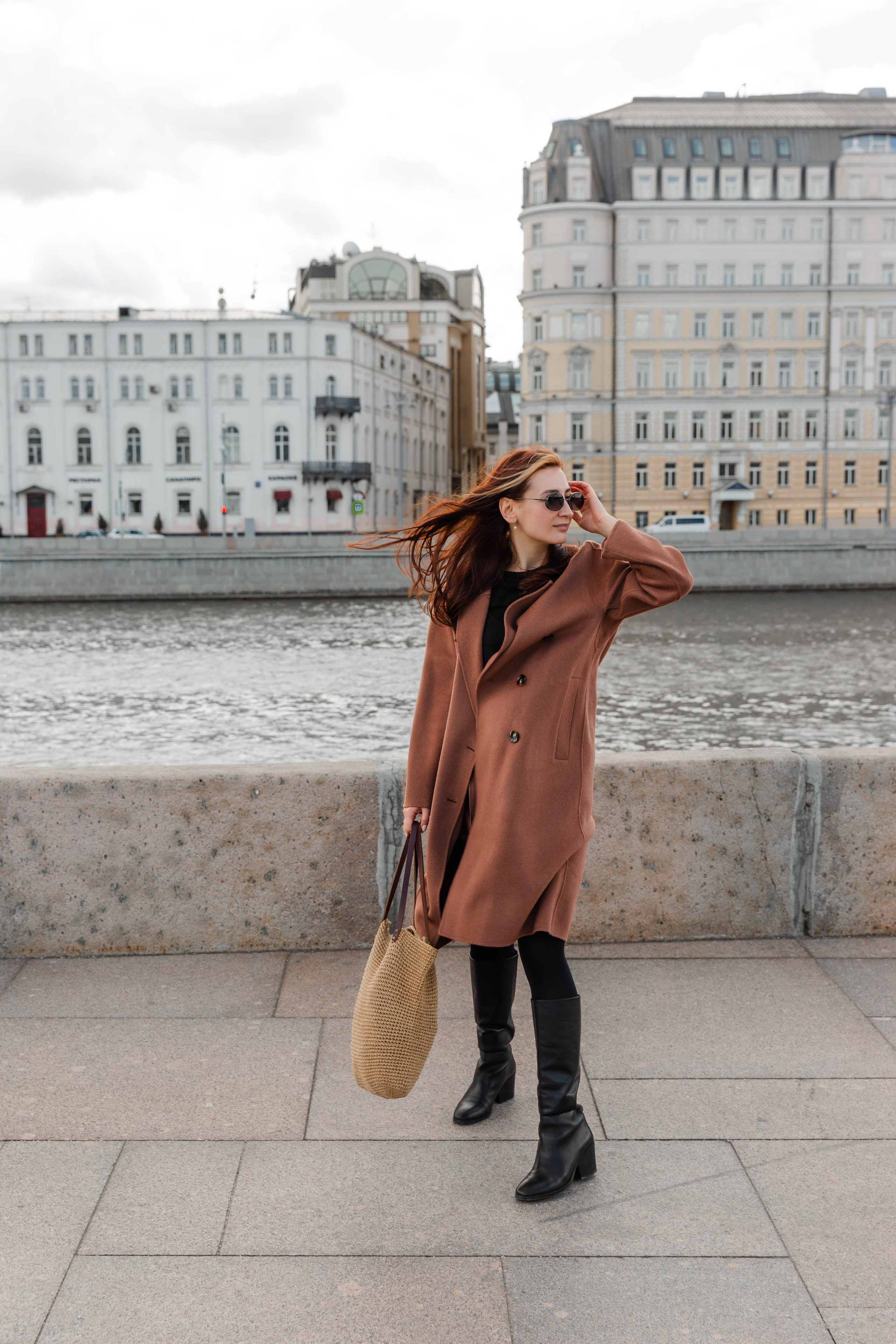 Даша. Улица. 2022 г. Персональный фотограф Катерина Литвинова