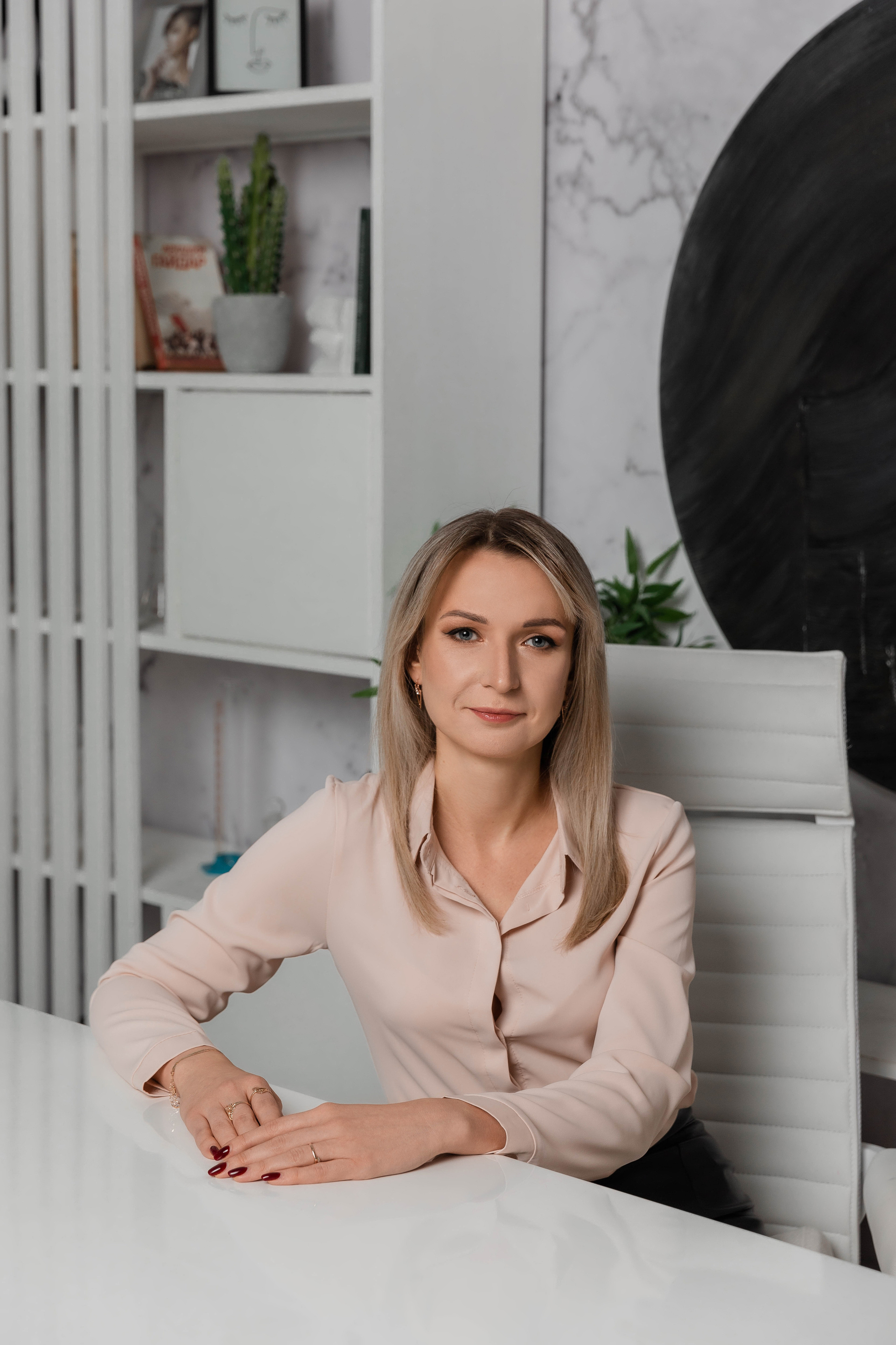 Лидия. Студия. 2021. Персональный фотограф Катерина Литвинова