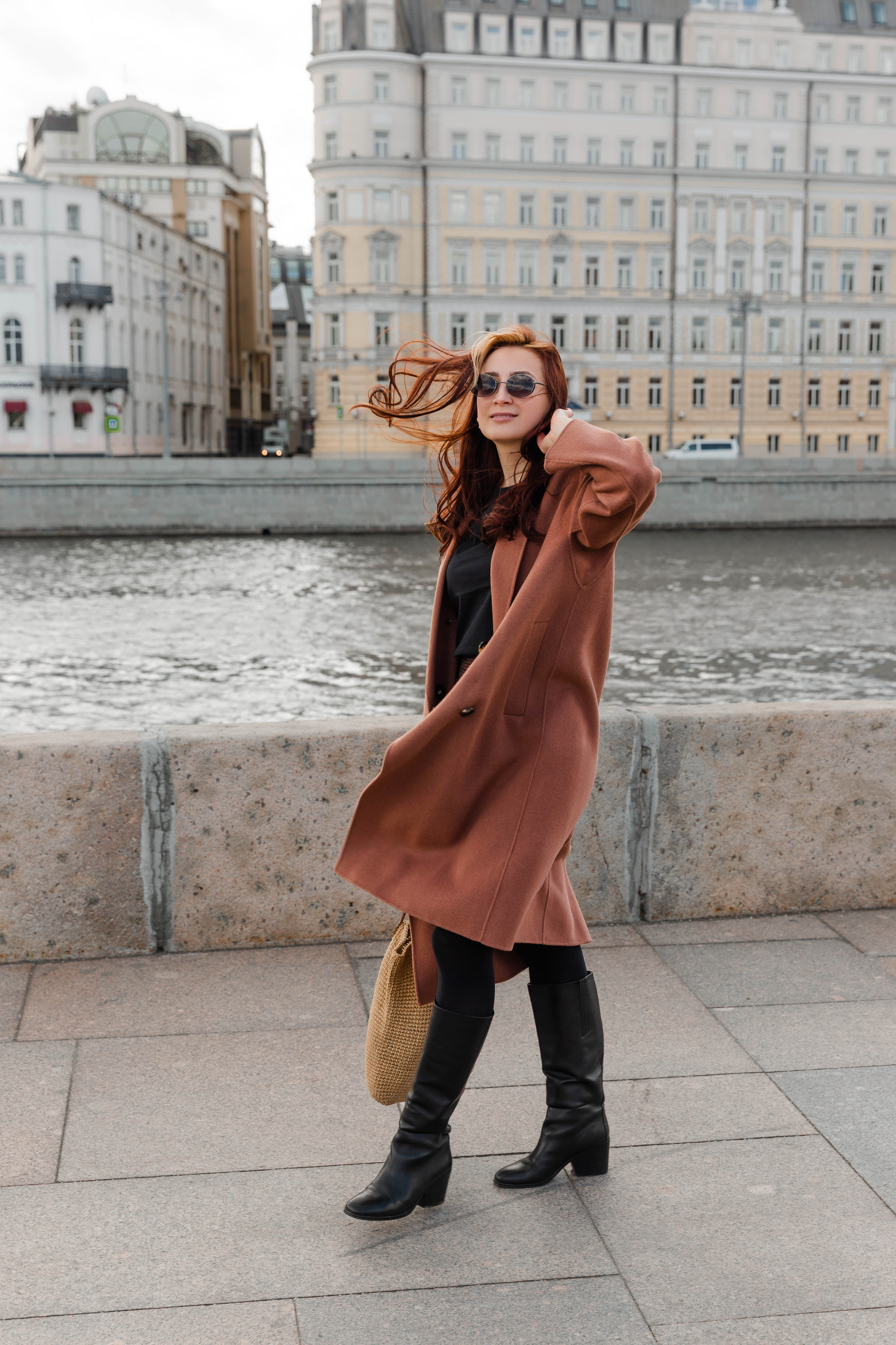 Даша. Улица. 2022 г. Персональный фотограф Катерина Литвинова