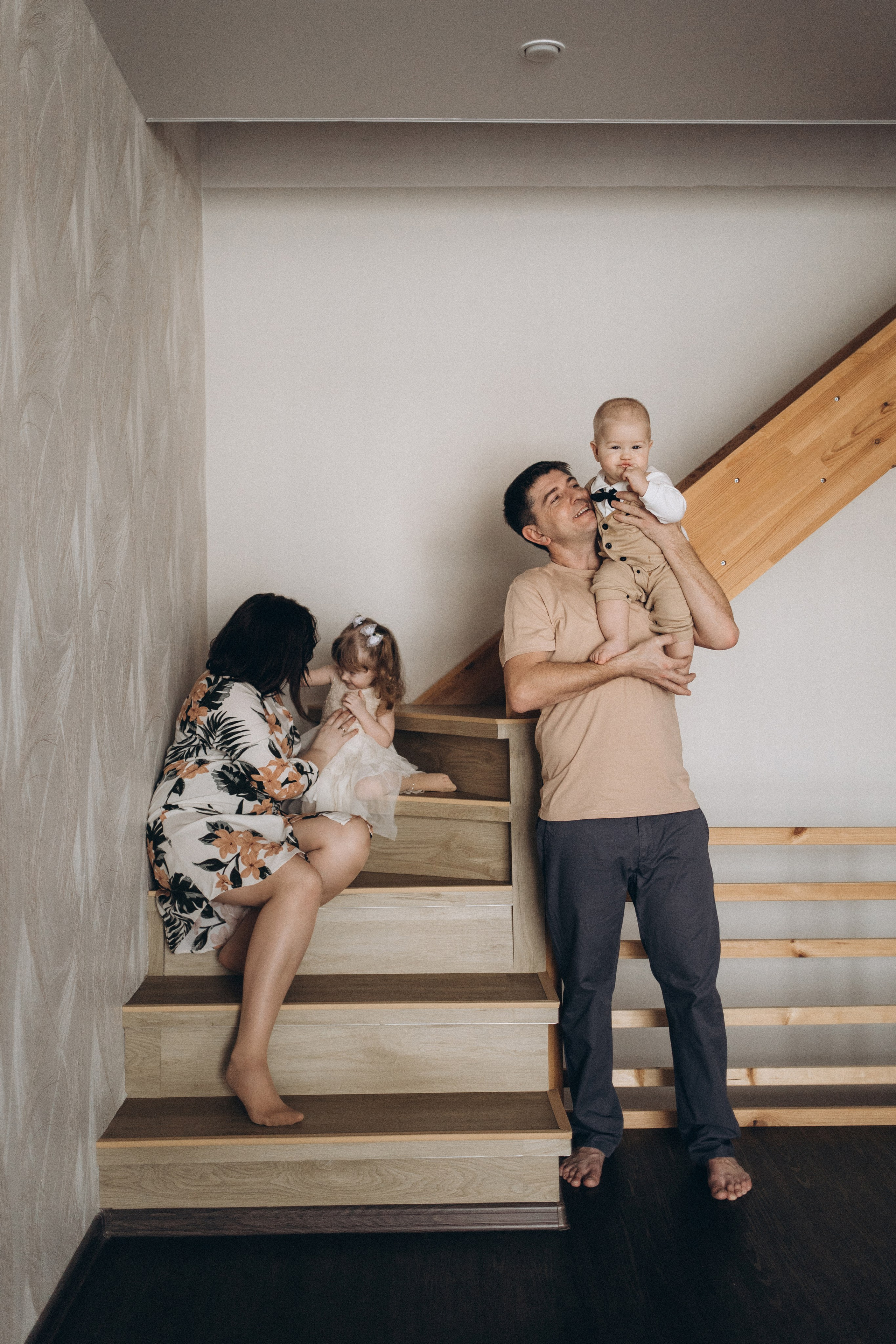 Алёна, Саша, Карина и Миша. Главная