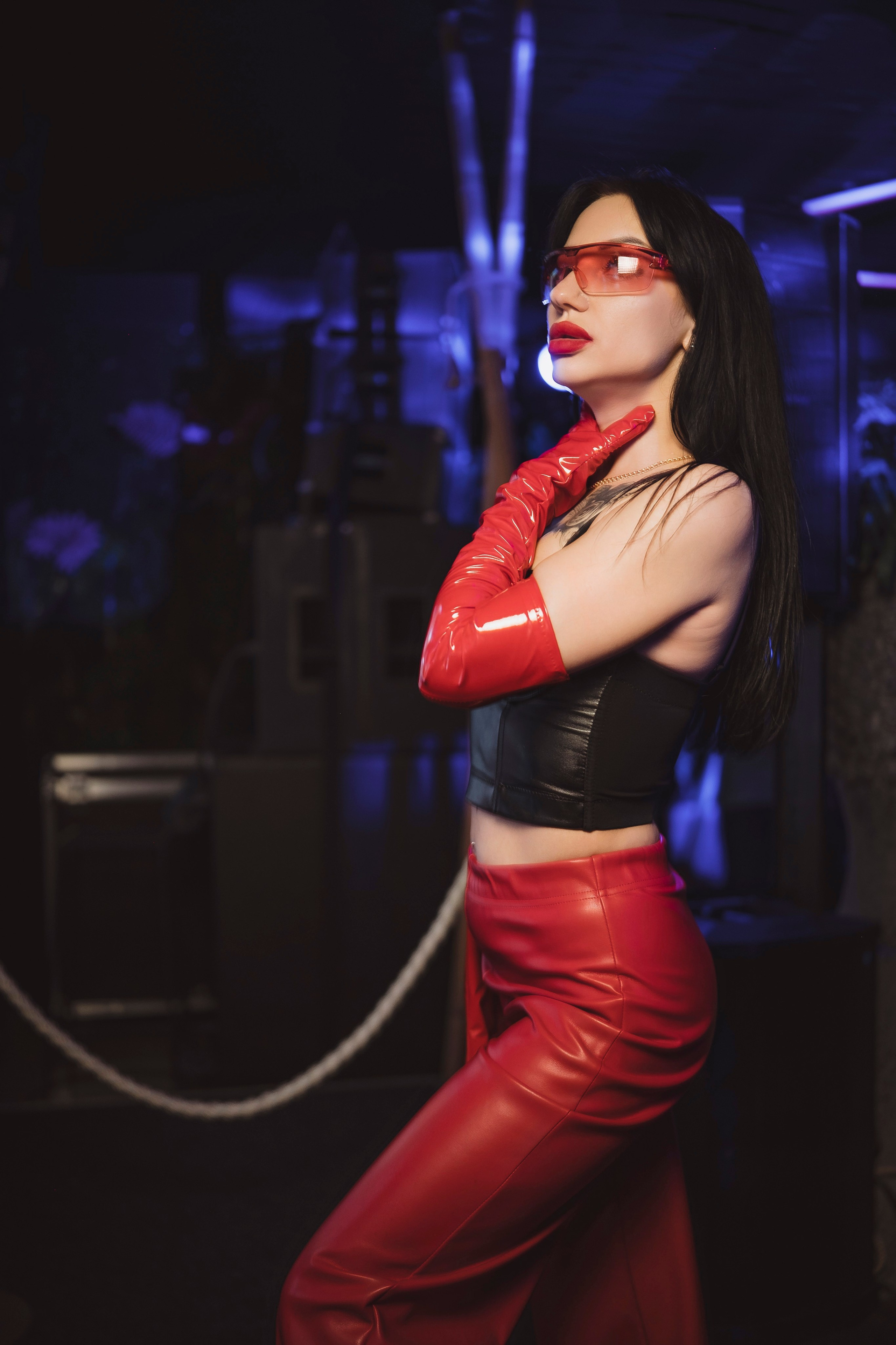 Embargo 27/04. Главная