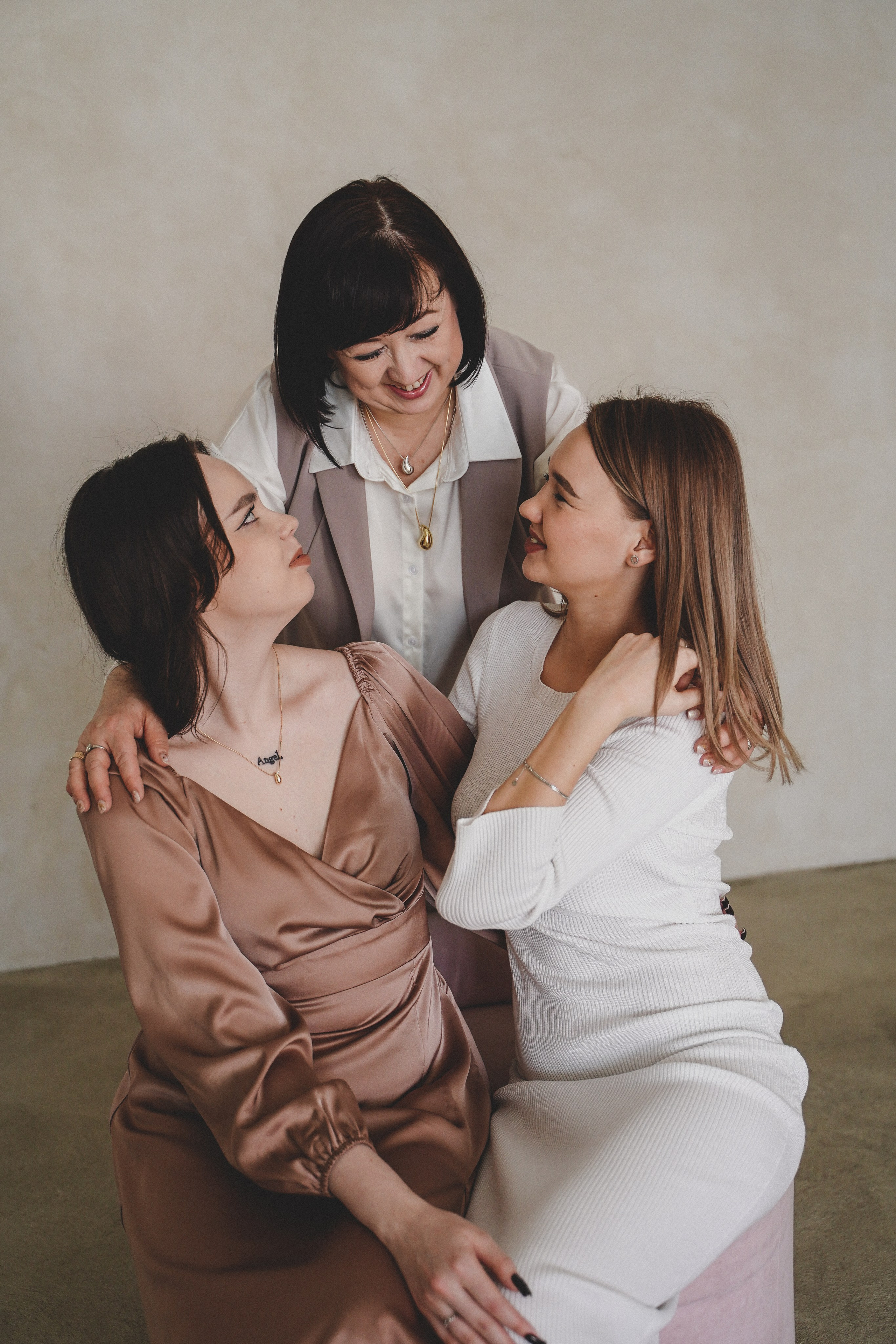 Фотосессия большой семьи в студии. Семейный и женский фотограф в Краснодаре Анастасия Приймак