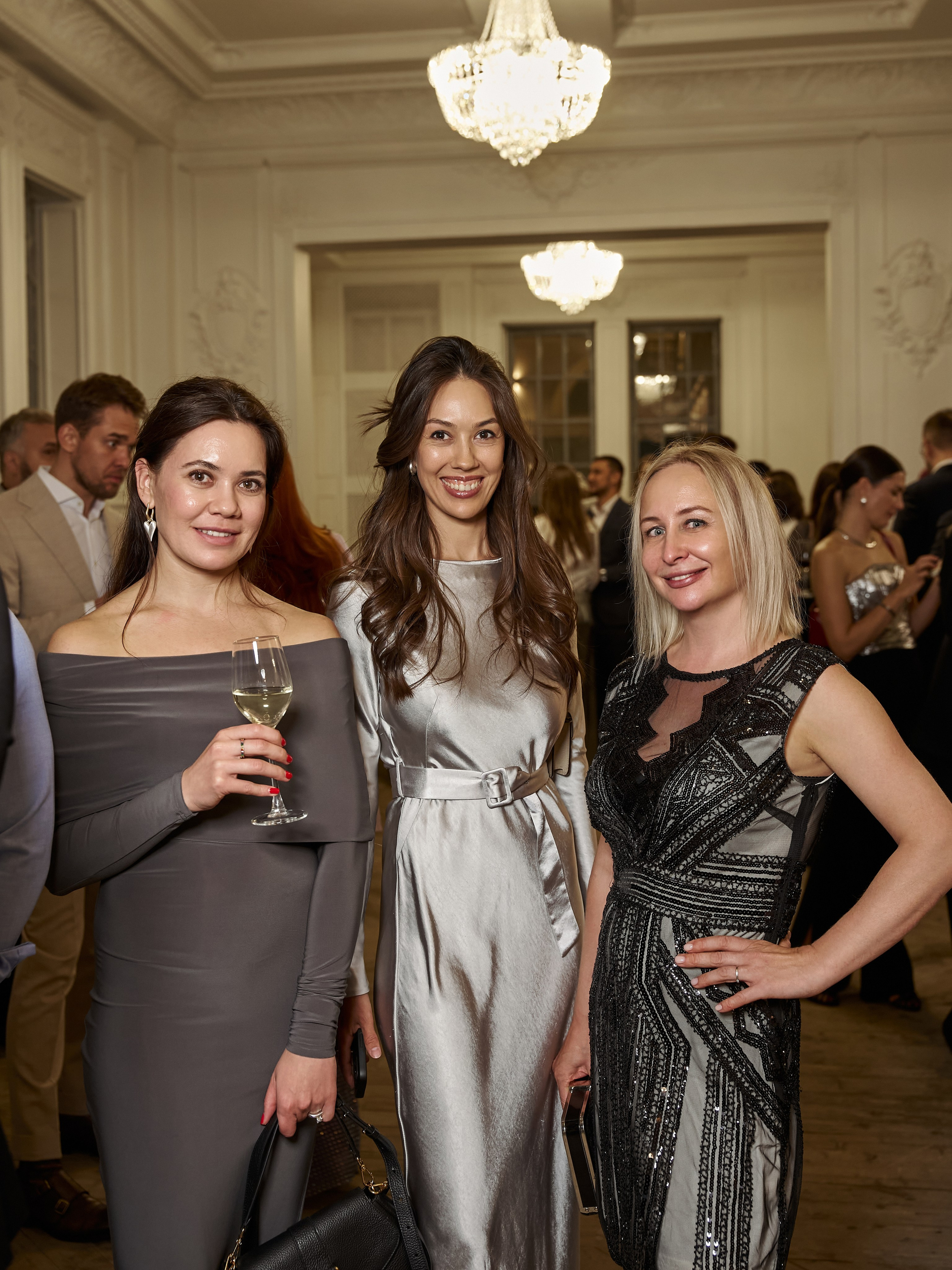 ГАЛА УЖИН. PRO-AGELESS