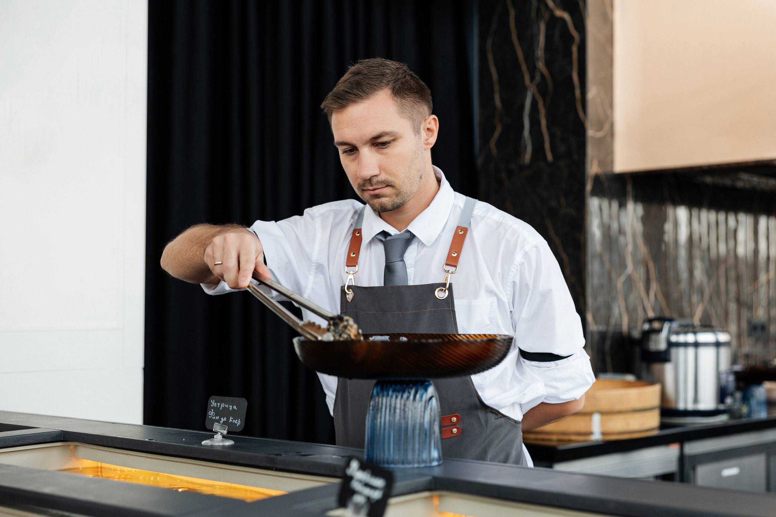 Гастрономический ресторан Москва. Свадебный и репортажный фотограф в Воронеже Сергей Максимов