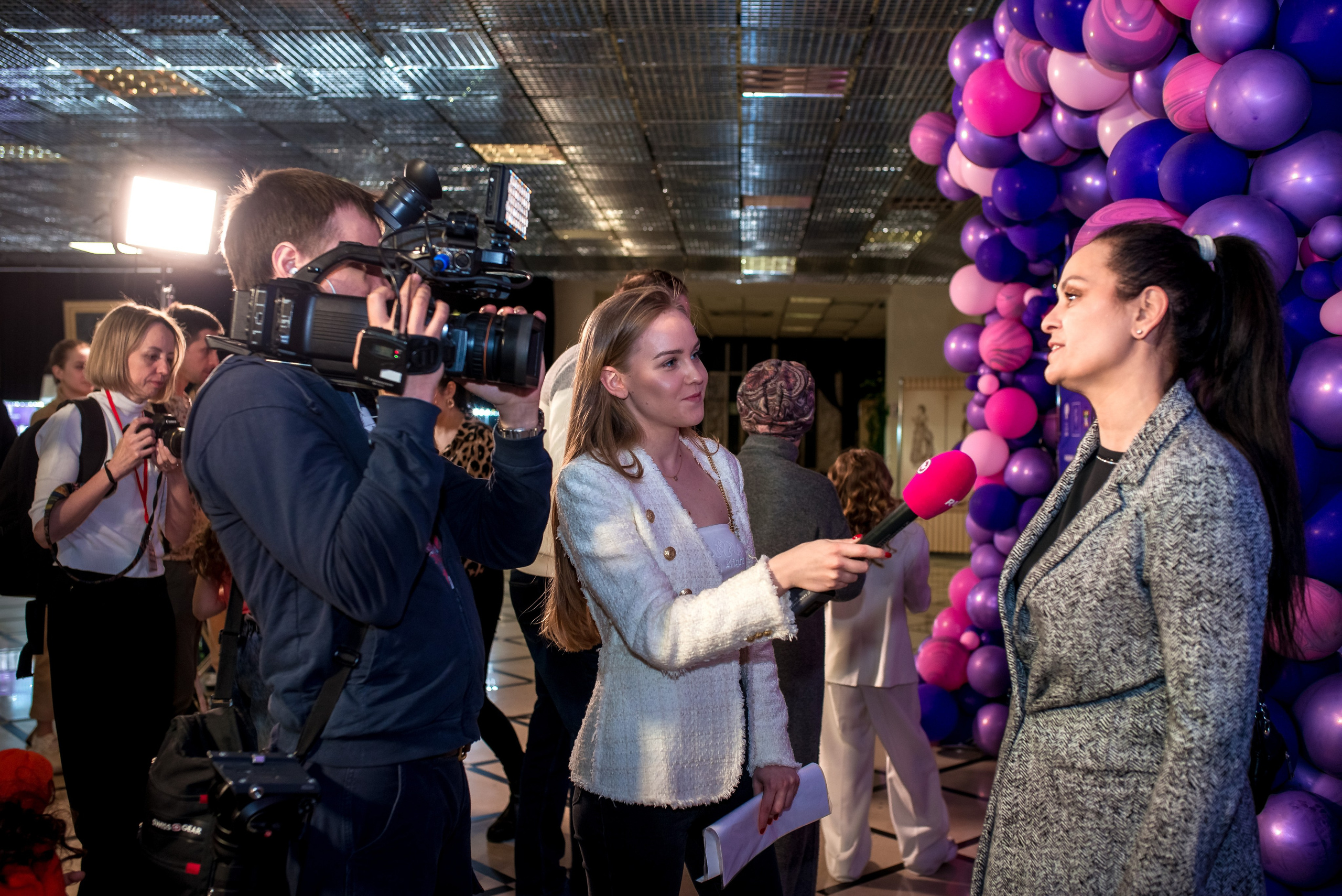 Показ Итальянской моды в России весна 2022. Женский фотограф Крещение Венчание Москва Брянск