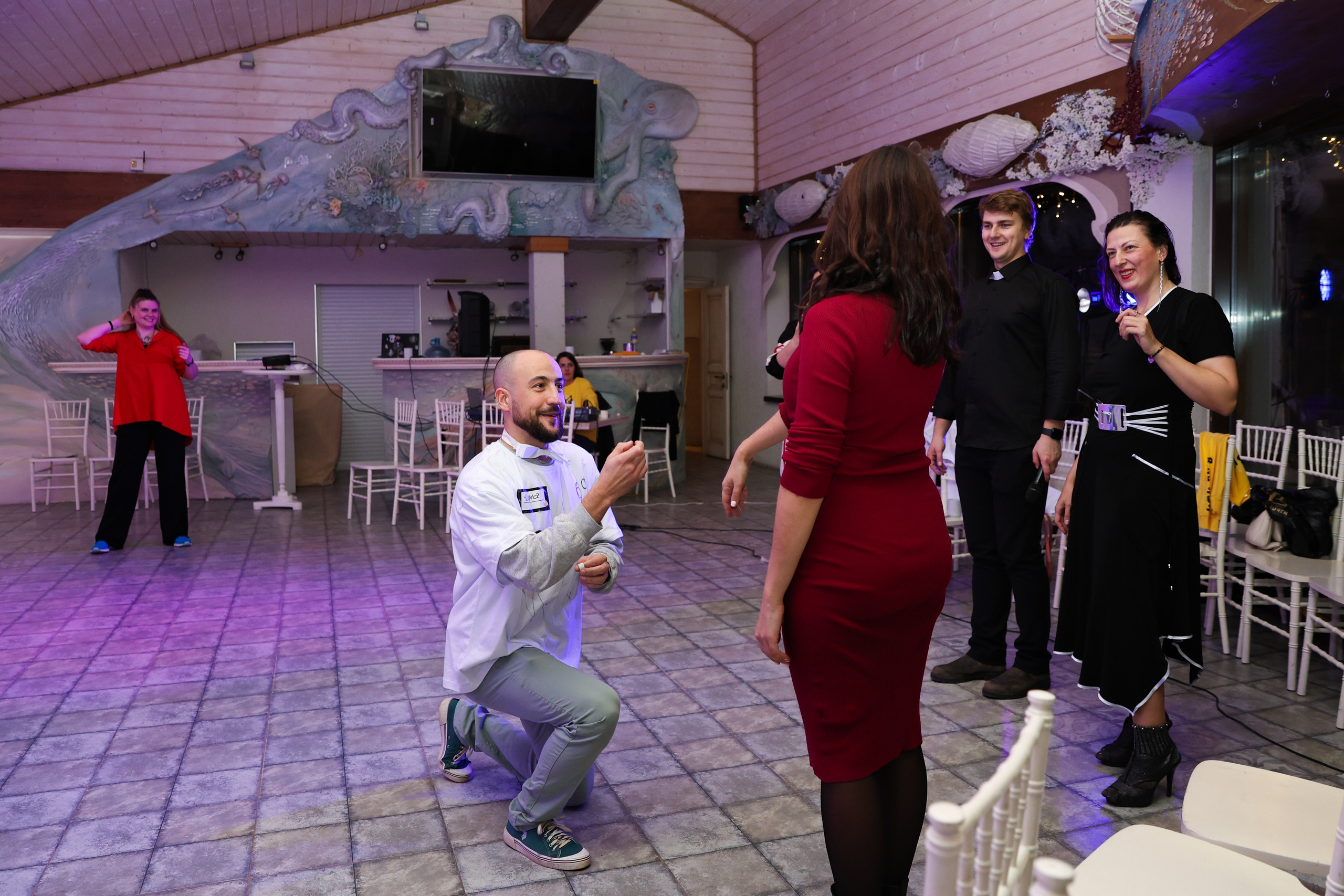 Тиндер смена в лагере для взрослых «Изи». Фотограф Дарья Попова