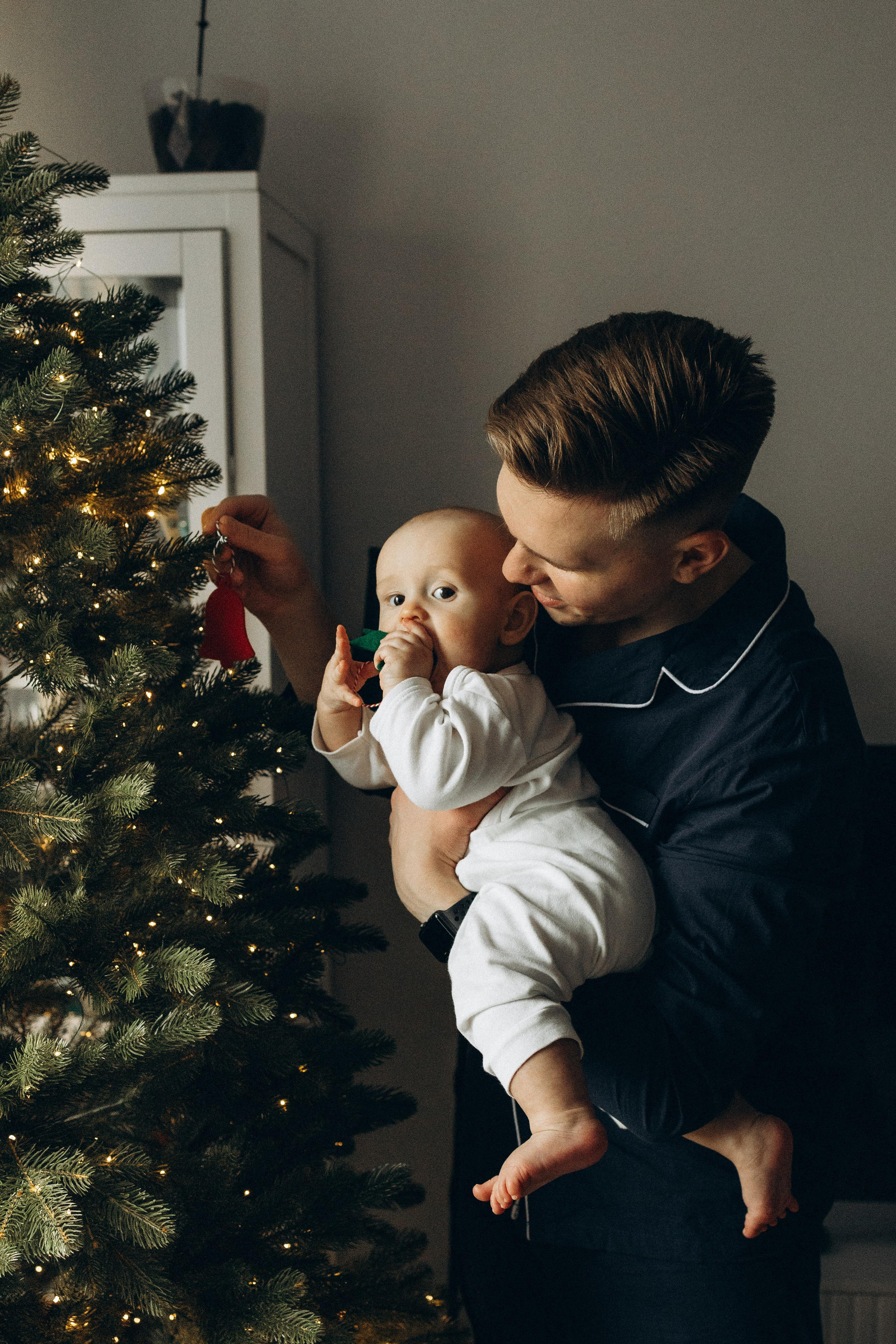 Первый Новый год Андрюши. Фотограф lifestylе в Москве Пшеничная Анастасия