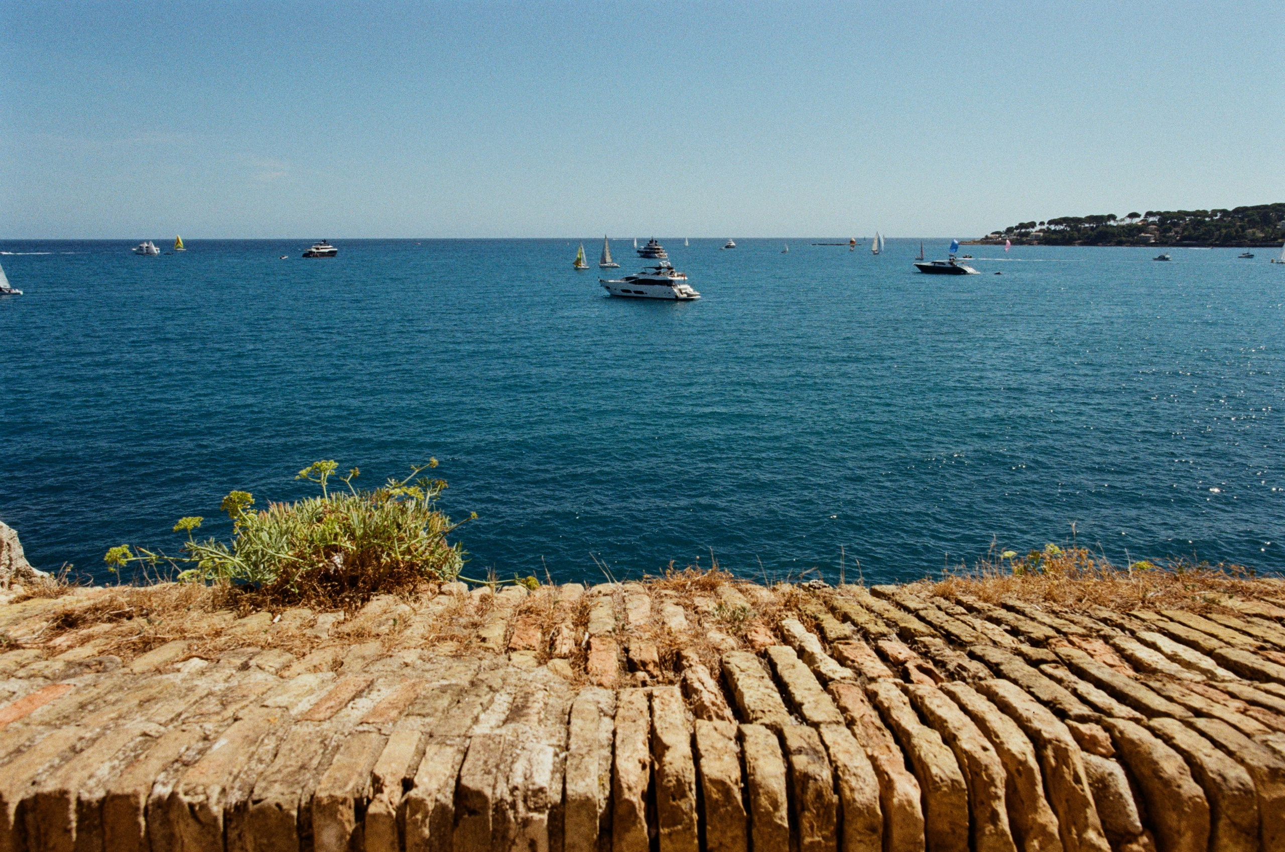 The contract // france, cote d'azur. EVER EXPOSED