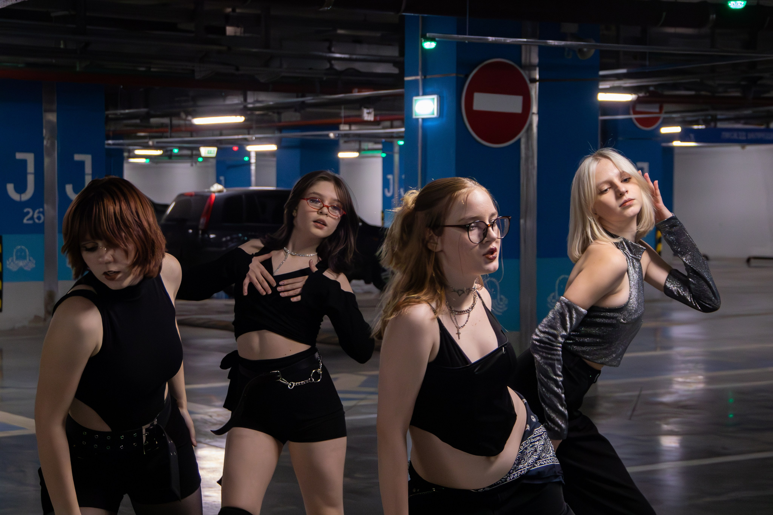 Бэкстейдж съёмок 16.SECTOR Aespa 'Whiplash'. K-pop (и не только) фотограф в Москве Светлана Полякова