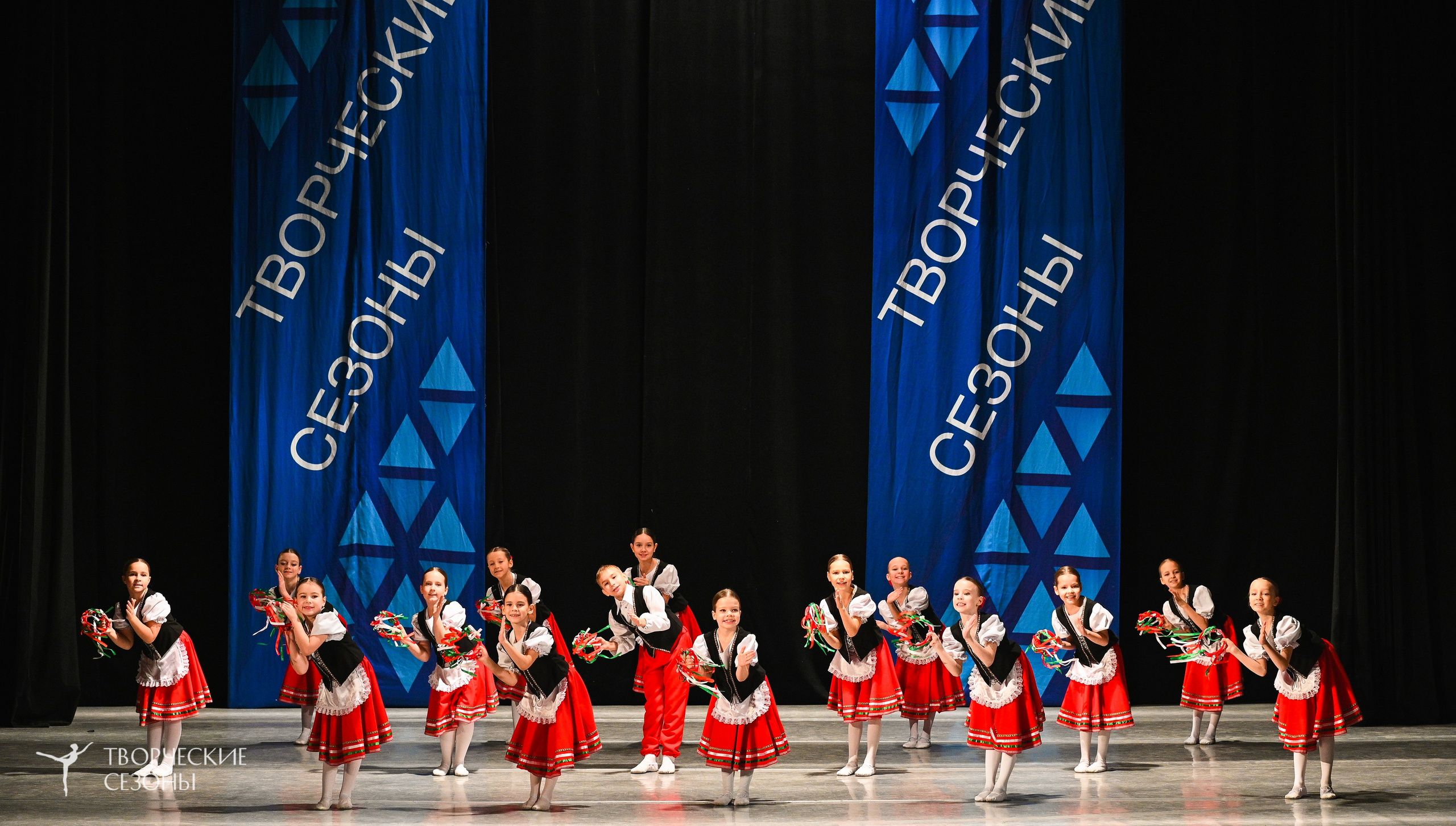 22.11.2025 IV Всероссийский хореографический фестиваль «Россия танцует на Волге». Медиастудия Фото Концепт