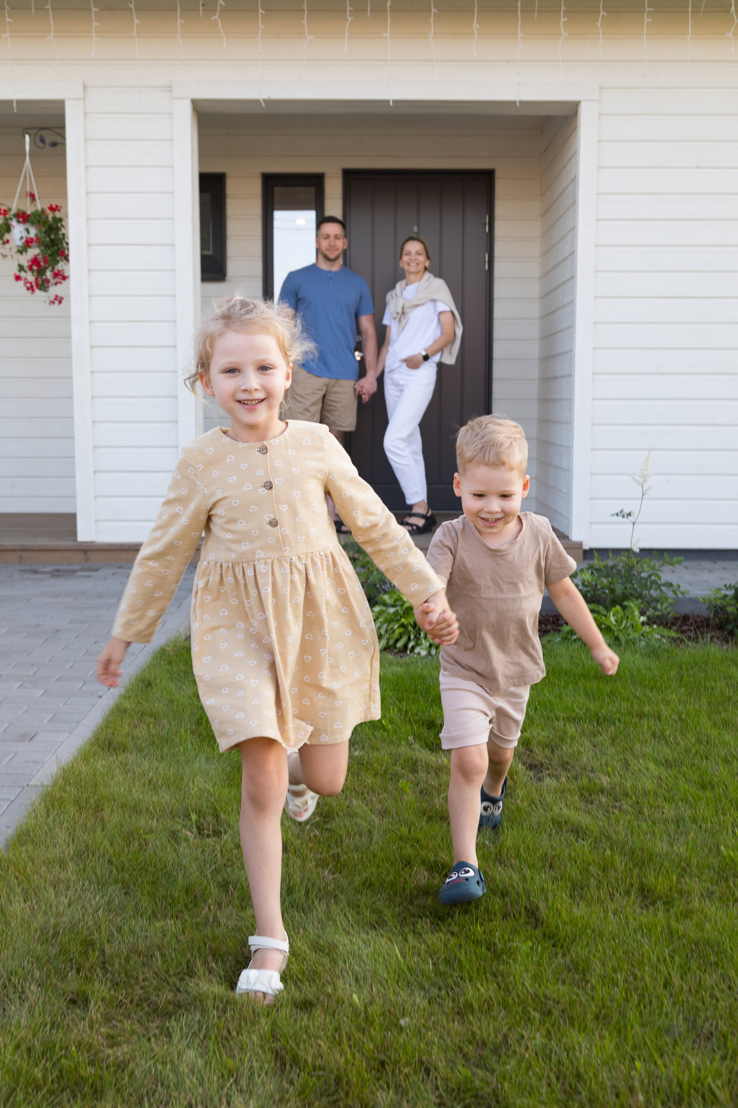Семейная фотосессия дома. Детский и контент фотограф Надя Волкова Санкт-Петербург
