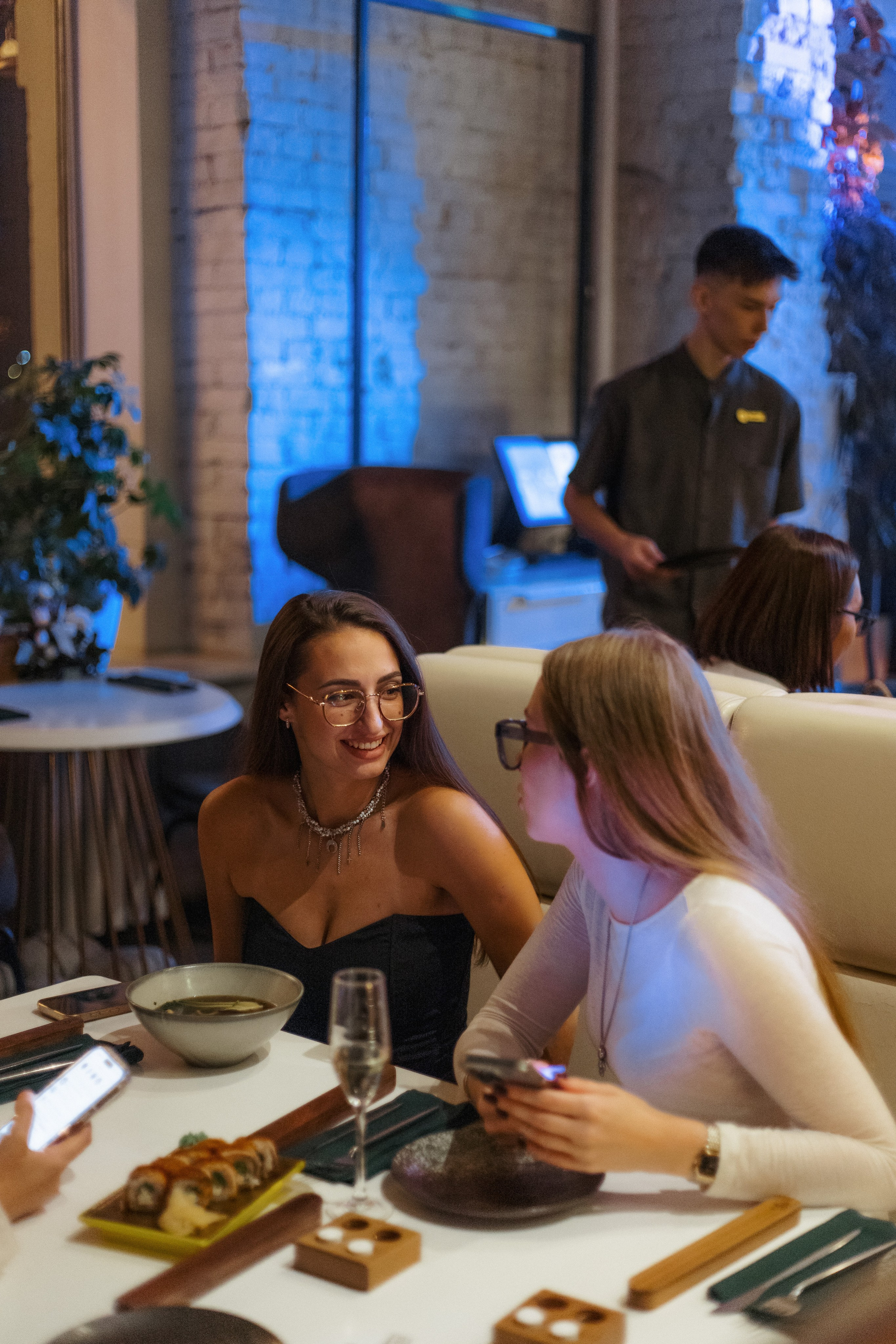 Ресторану ЭХО 10 ЛЕТ. СВОИ. ФОТООТЧЕТЫ-СОБЫТИЯ-МЕСТА