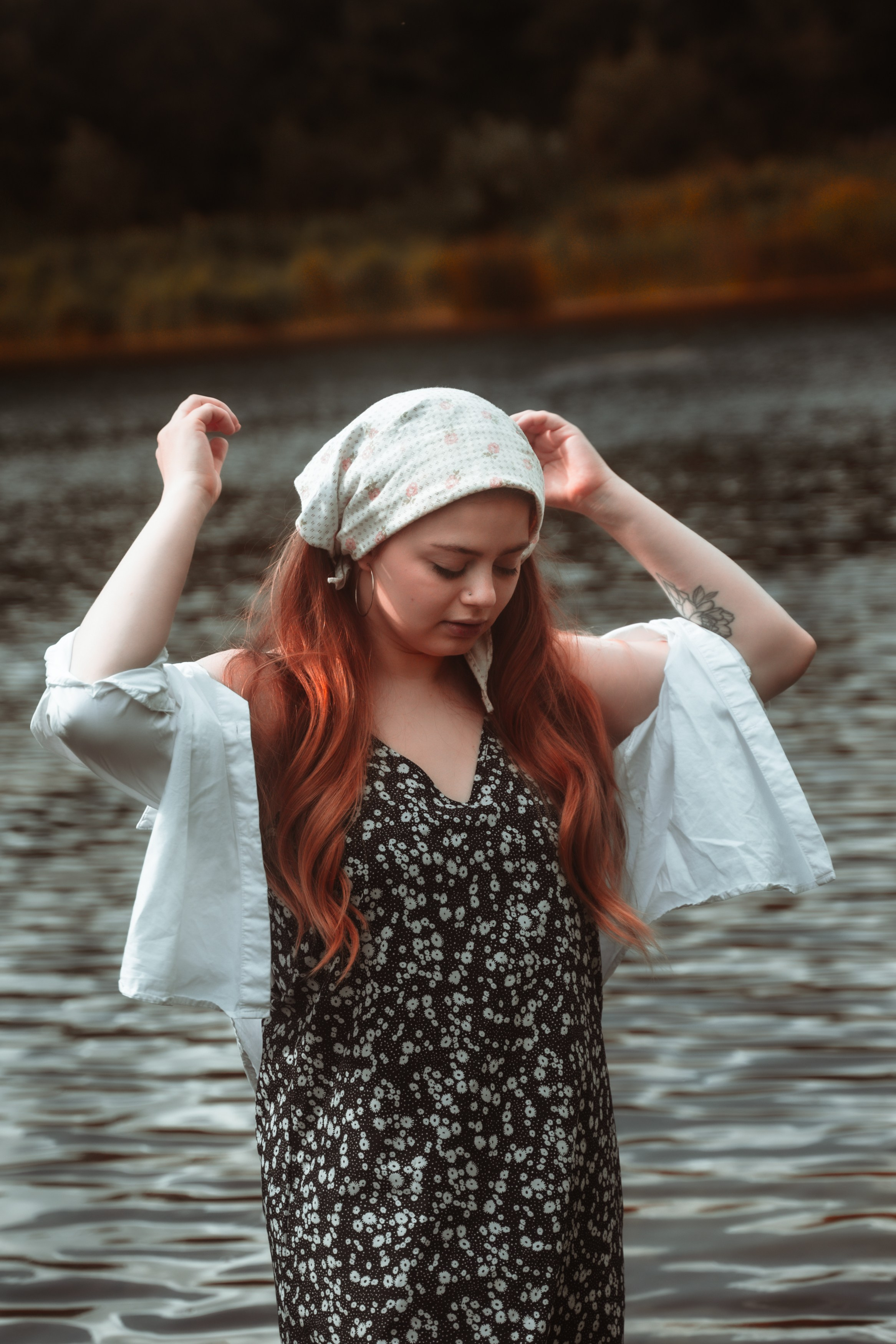 Лера и Юля. Ищем потаённое. Портретный и предметный фотограф в Санкт-Петербурге