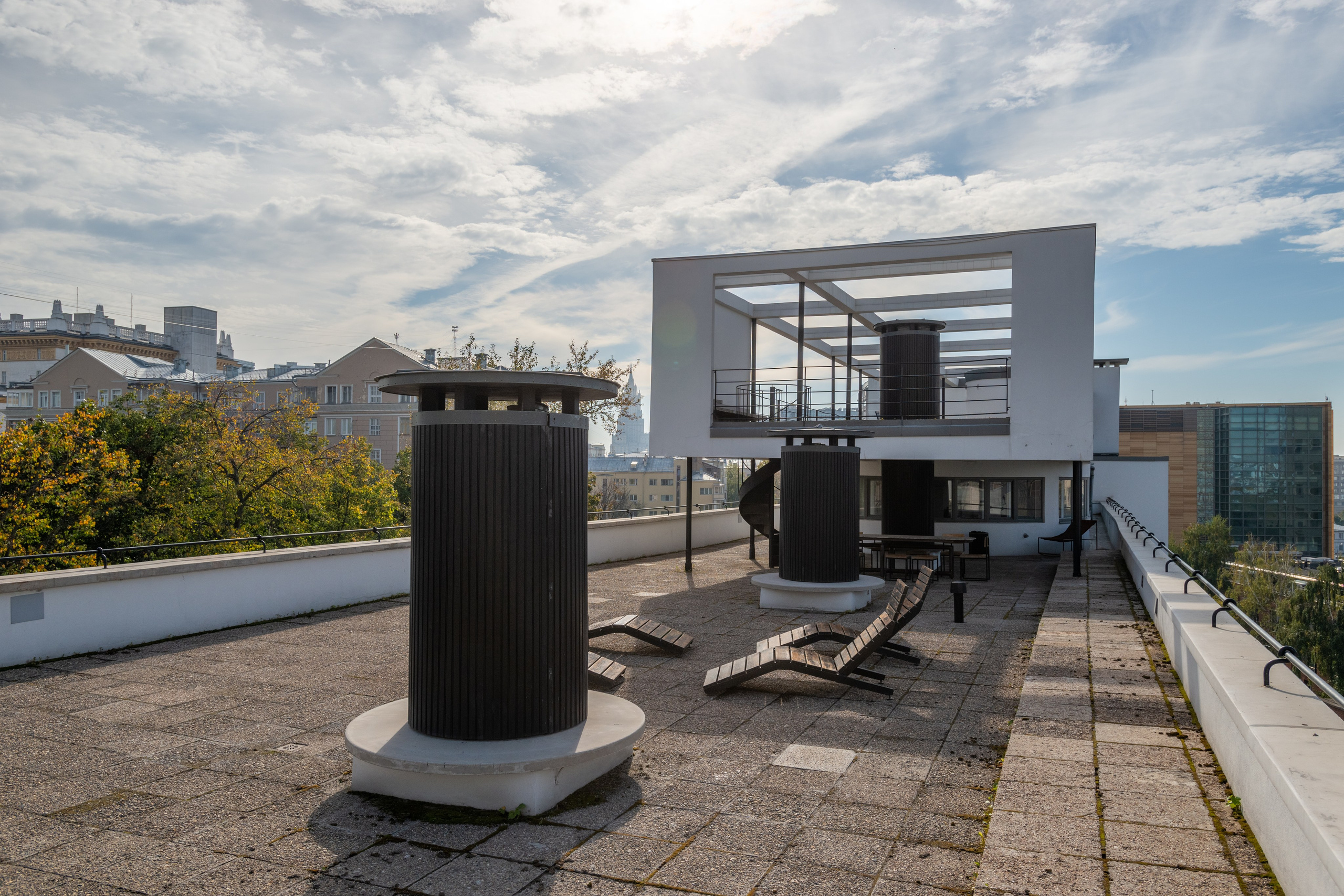 Дом Наркомфина. Коммерческая фотосъёмка городской среды, архитектуры и производственных объектов