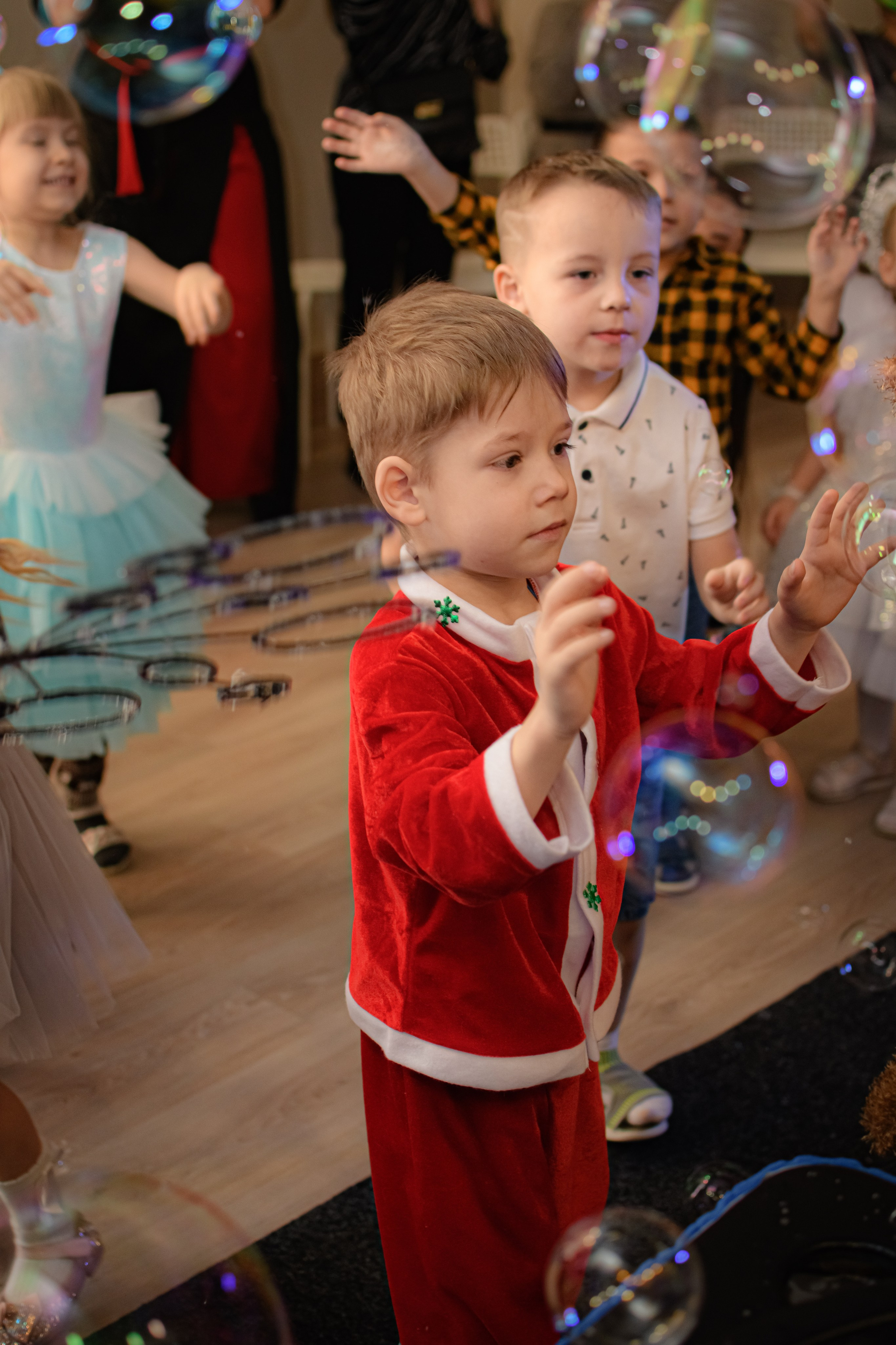 HAPPY NEW YEAR. Photokarish