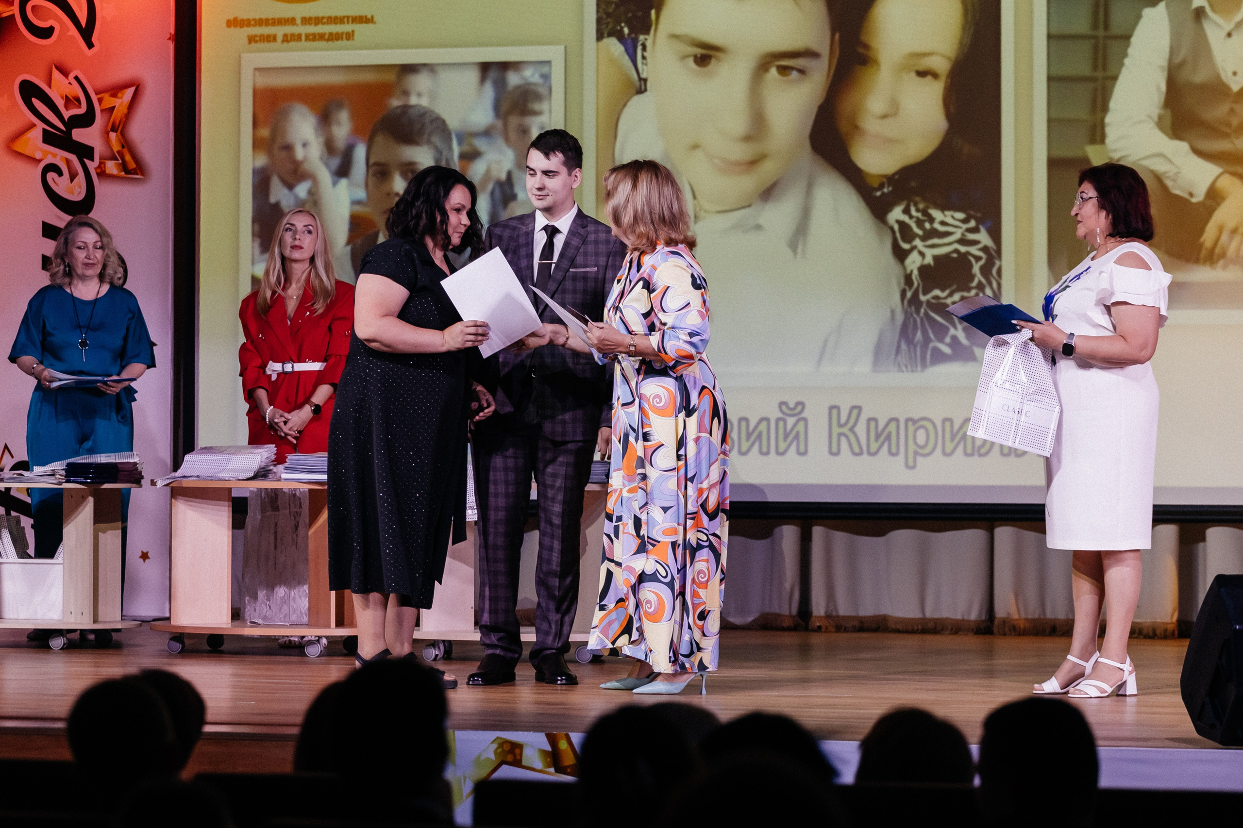 Выпускной 2025. Фотограф Кемерово | Сергей