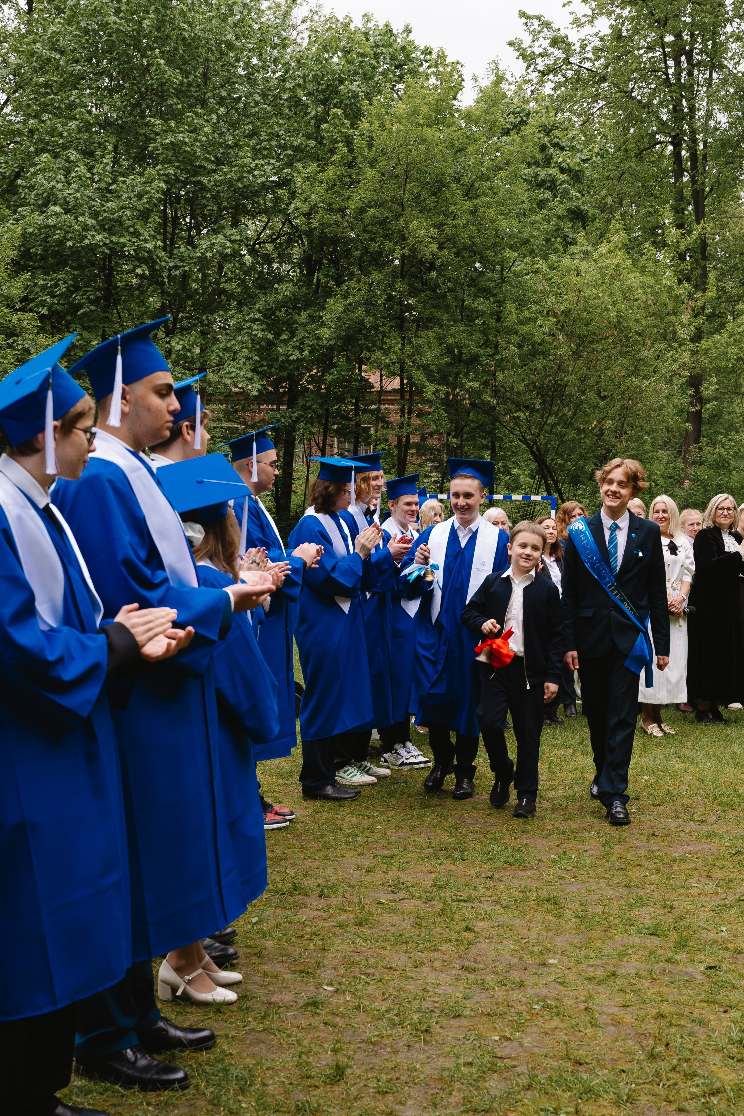 Академическая гимназия 11 класс|последний звонок. Фотограф — Ася Орехова