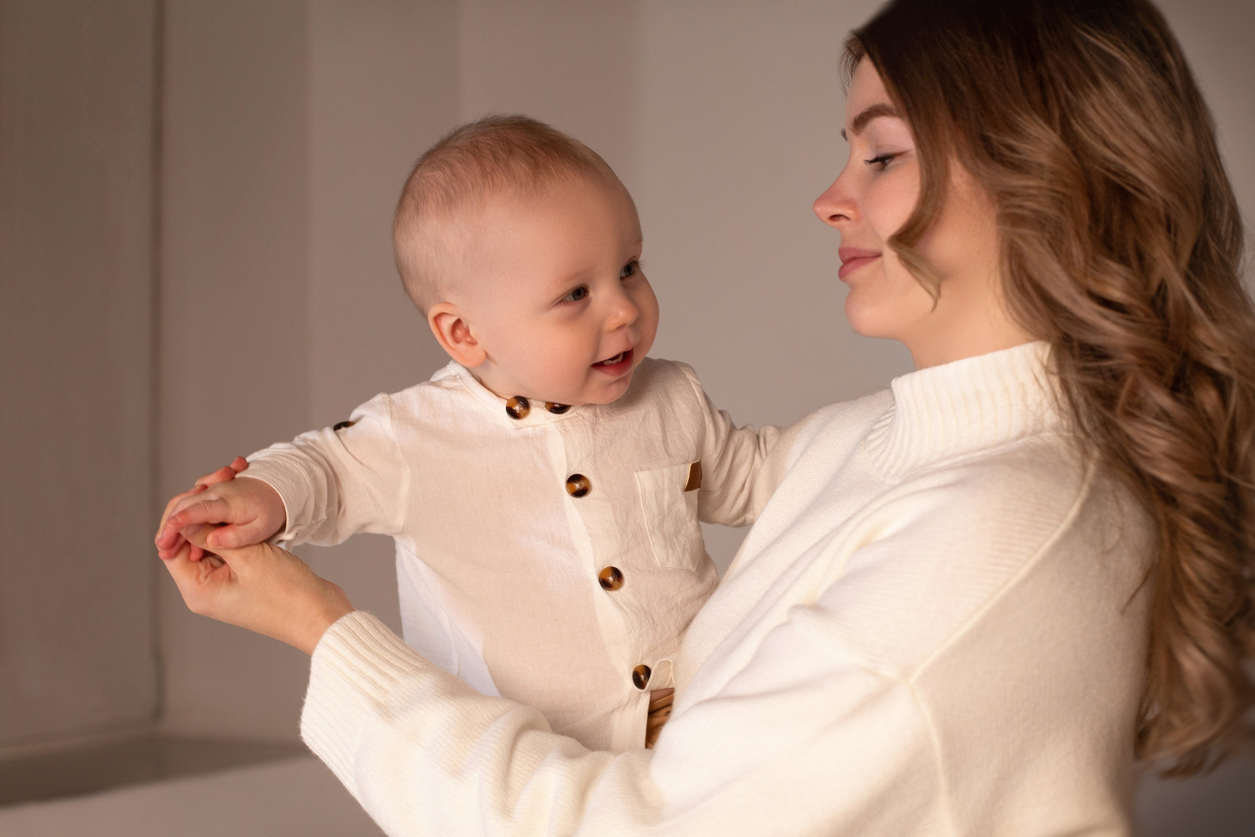 Семейная фотосессия в студии. Фотограф Ставрополь Пятигорск Елизавета Дарина