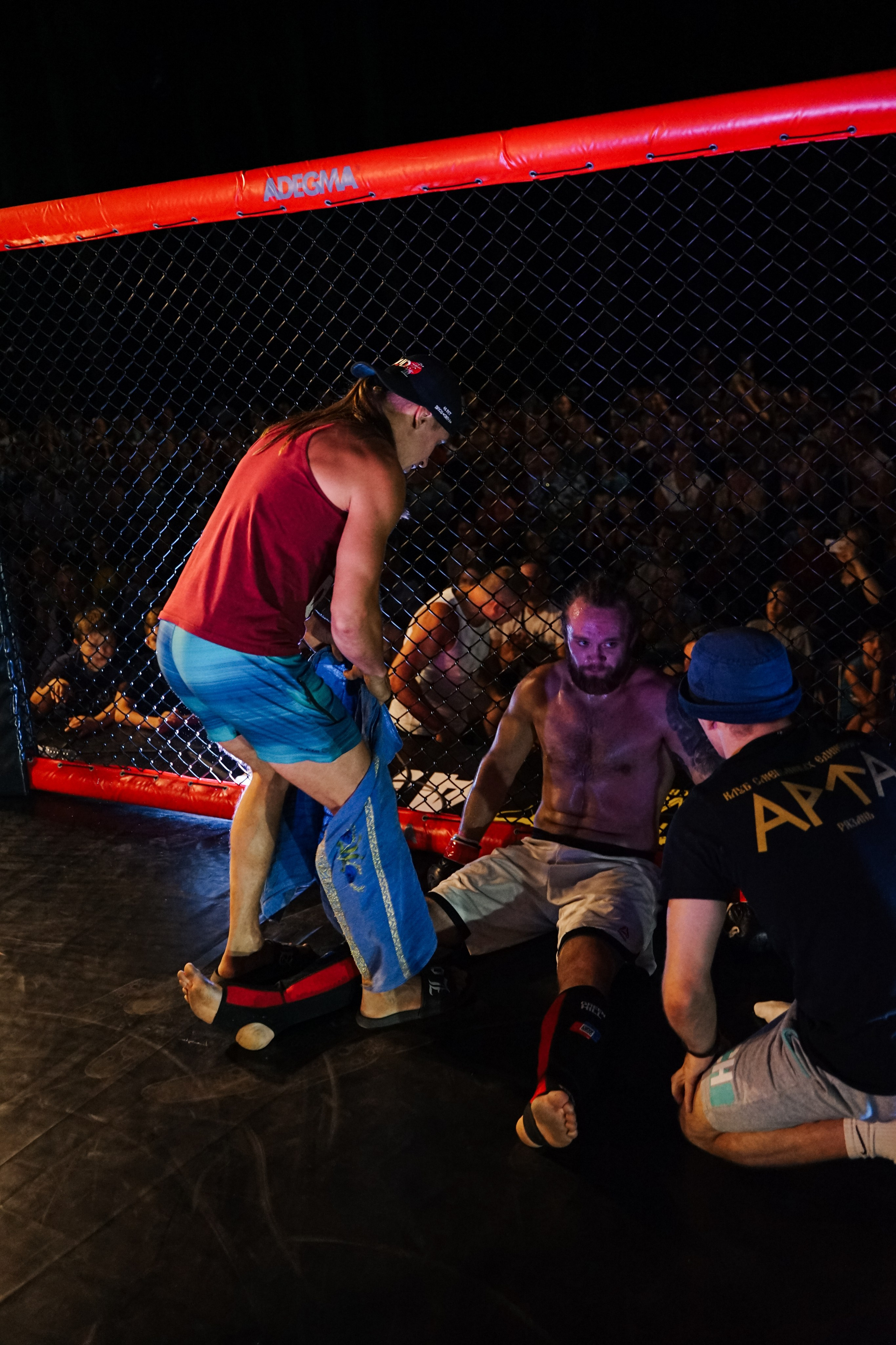 Вечер боев в ЦПКиО. Фотограф Надежда Погребняк | Рязань | Москва