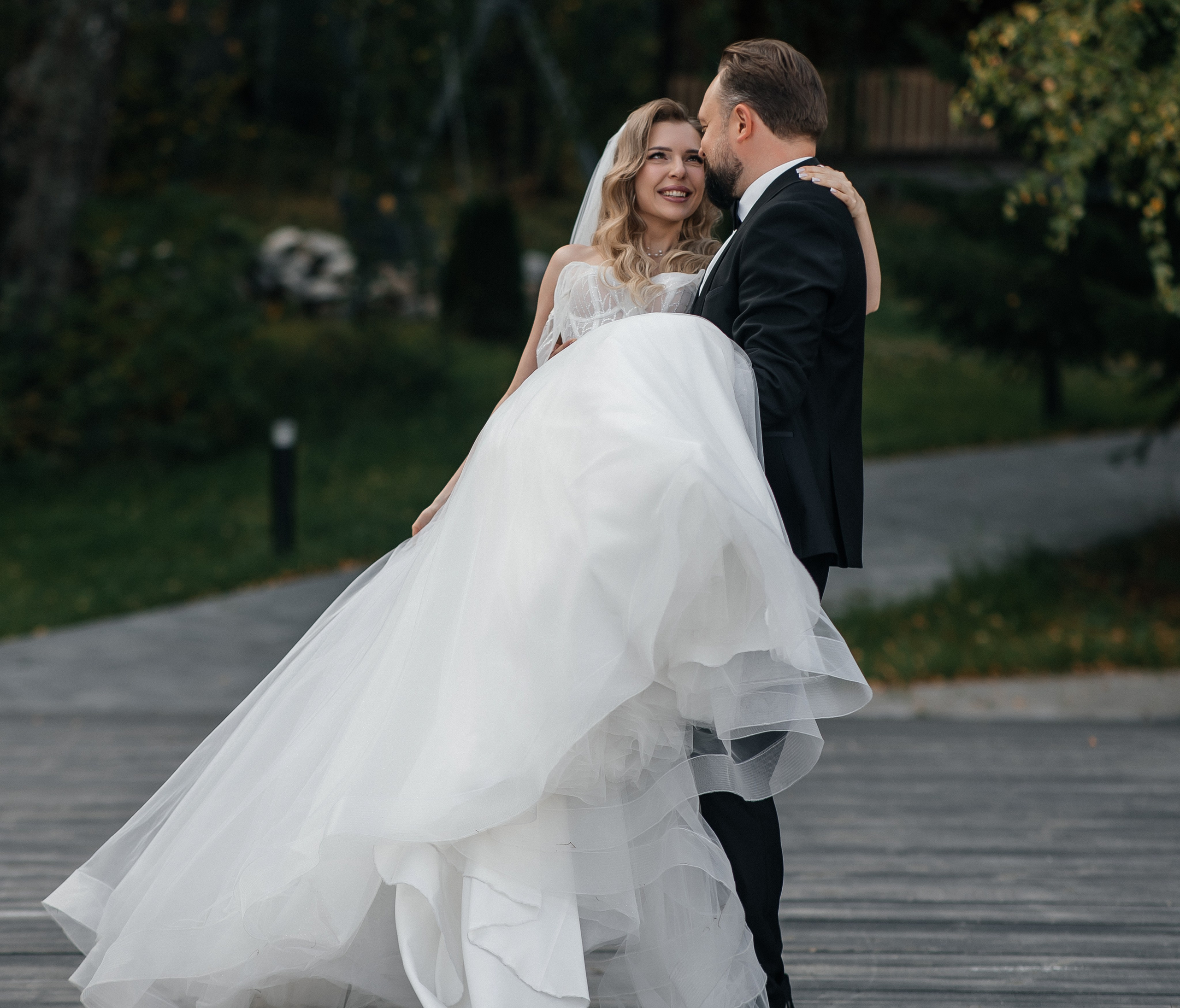 Илья и Инна 2025 Небо. Свадебный и портретный фотограф Алина Иванова. Екатеринбург-Москва