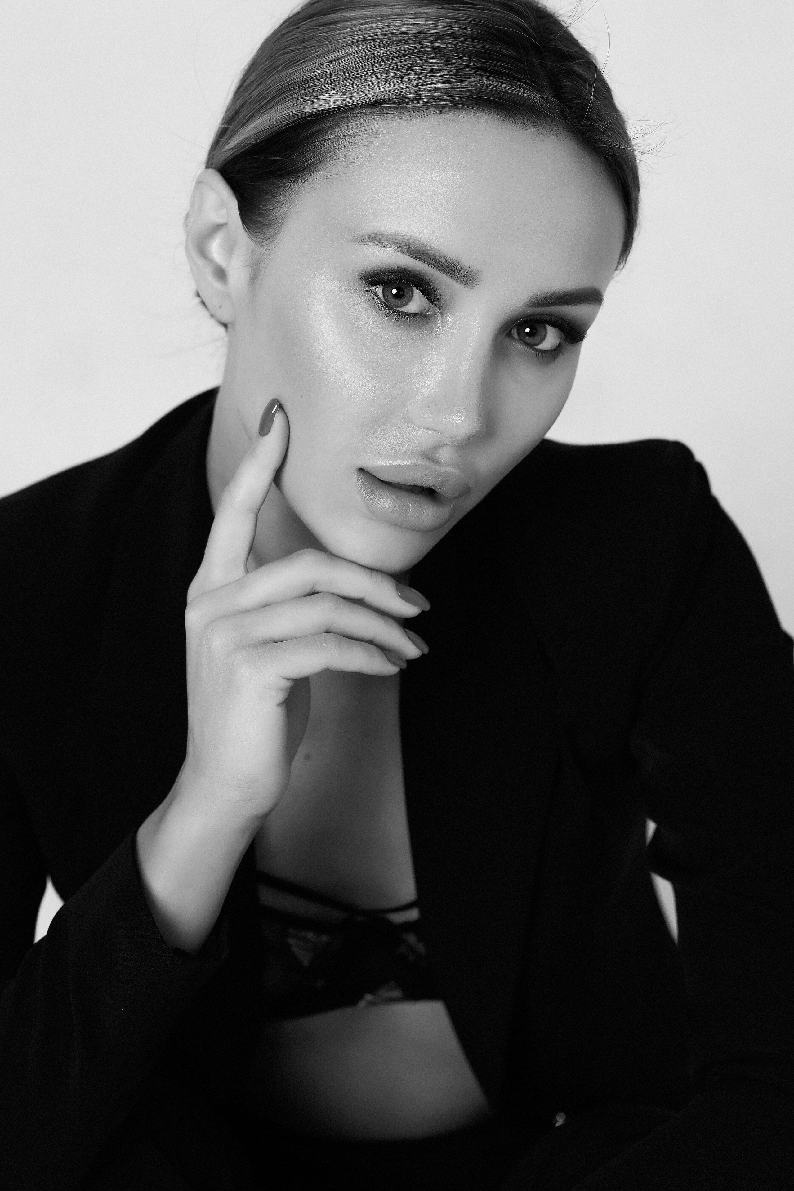 студийный портрет, женский студийный портрет, фотосессия в студии, портретный фотограф Москва, портретный фотограф Подольск