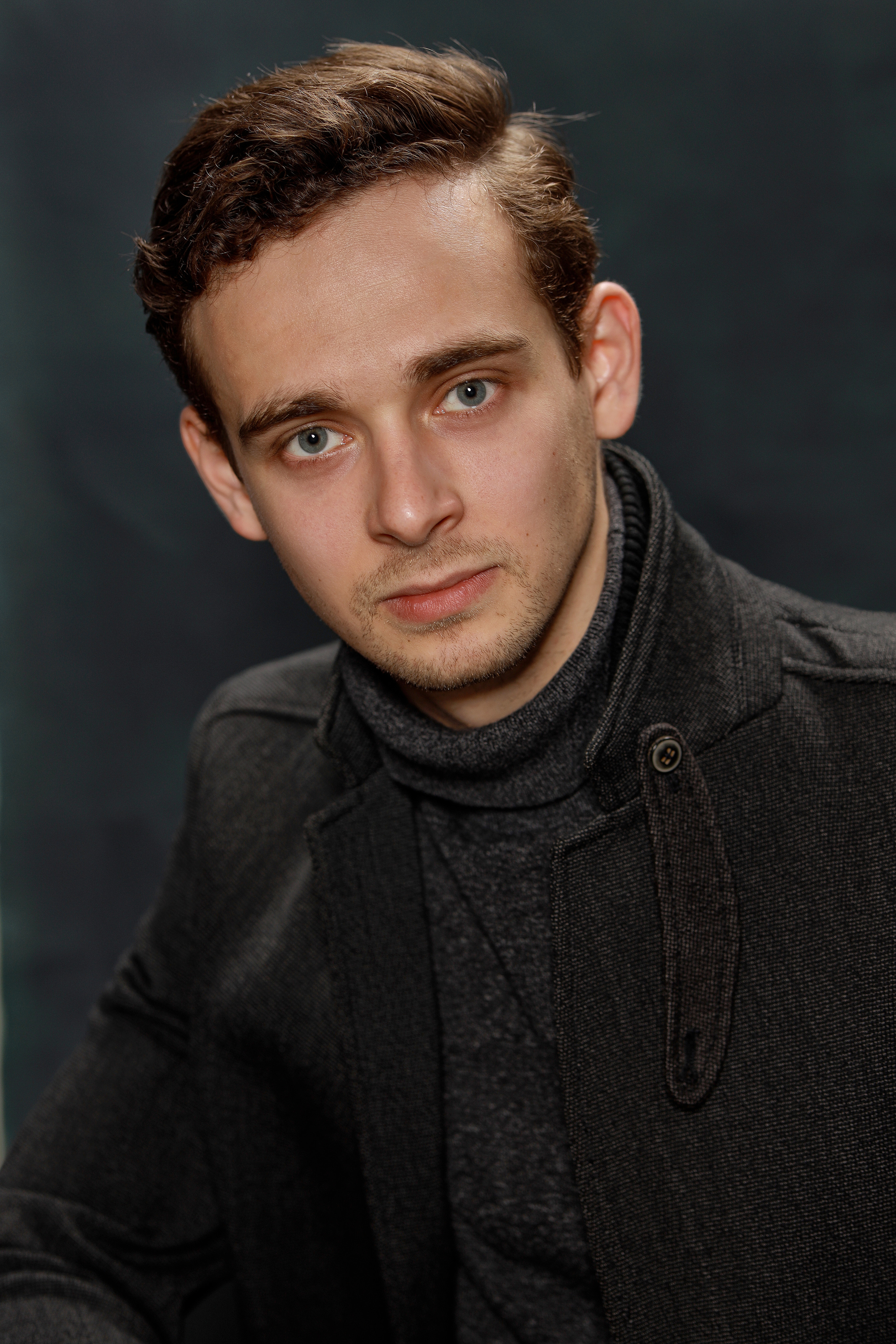 мужской портрет, контент фотосессия, студийный портрет