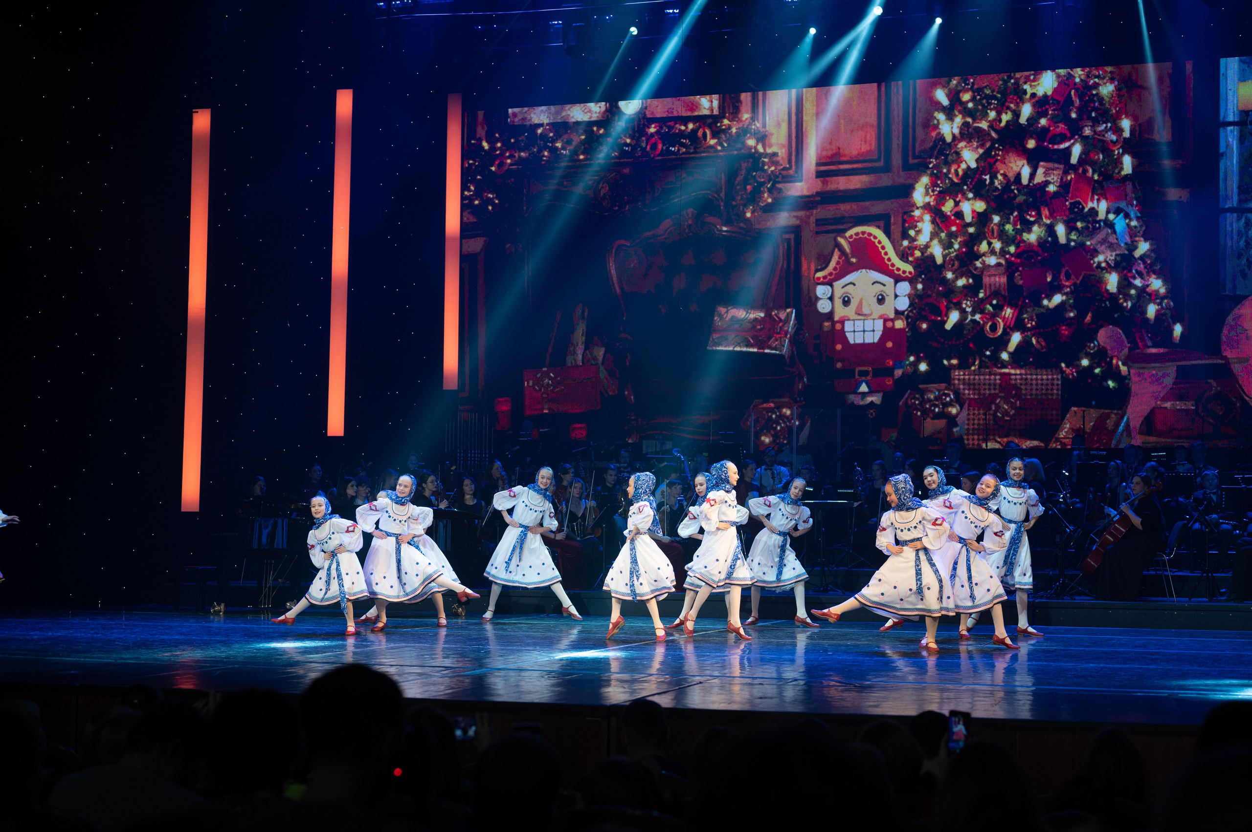 Отчетный концерт ДШИ «Гармония» «Зимняя гармония». Фотограф новорожденных, семейный детский в Тюмени Татьяна Морозова