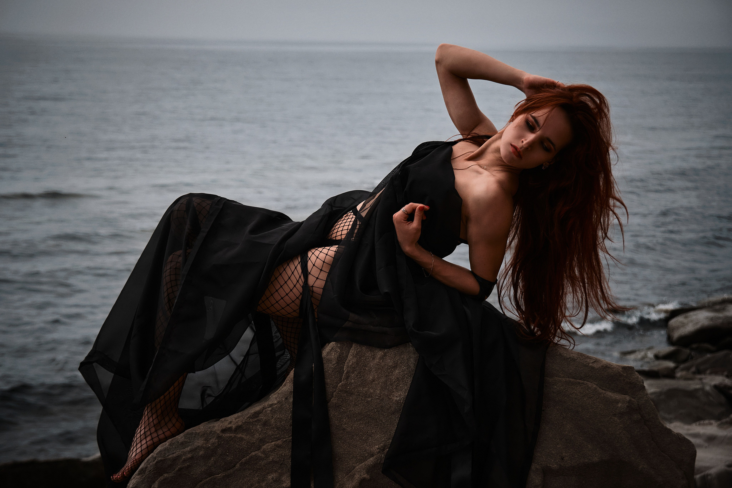 Фотосессии с цветным тюлем Санкт-Петербург. Фотограф портретный архитектурный лавстори будуар Санкт-Петербург Виктор Иванов