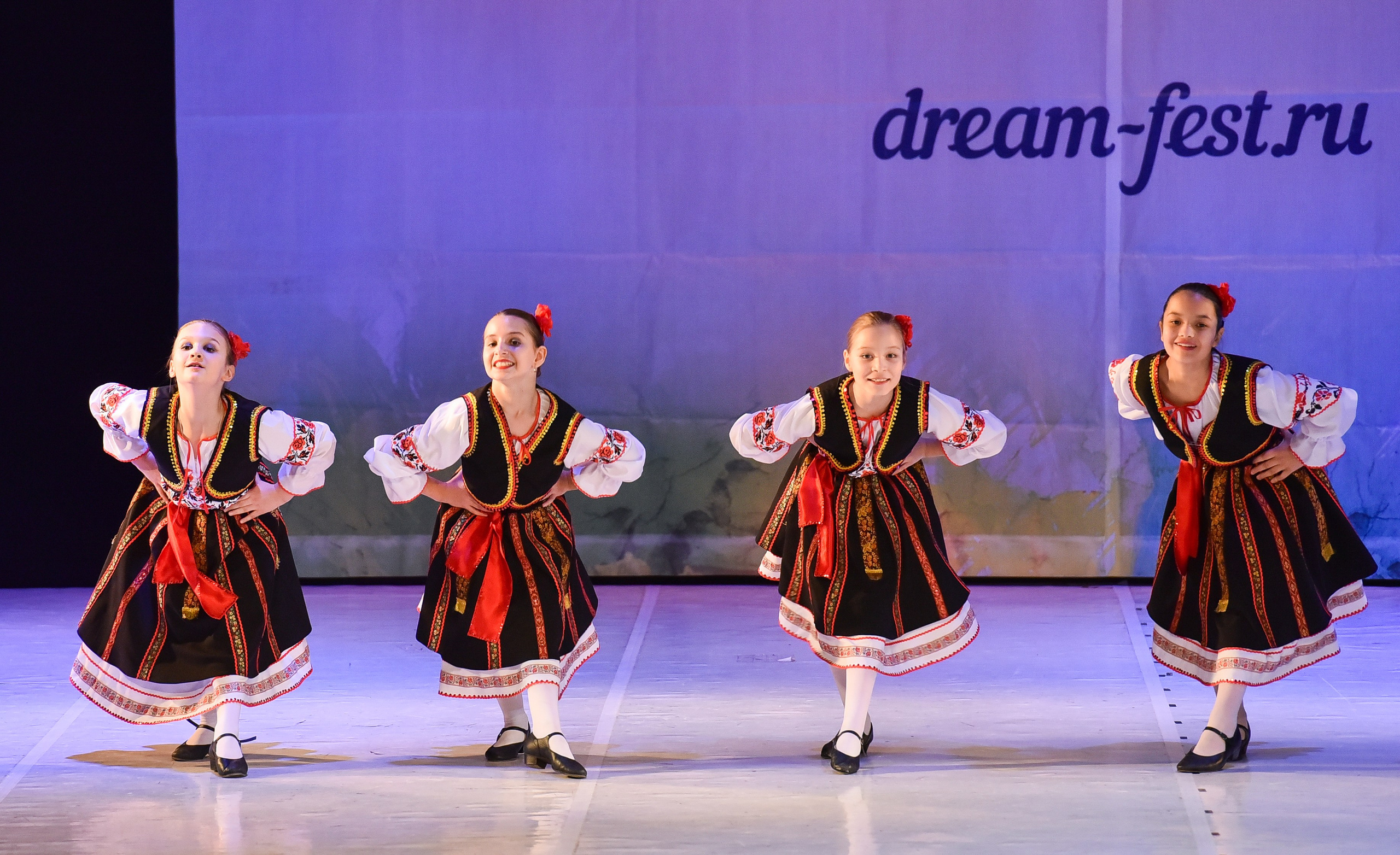 30.11.2024 Фестивальное движение «Шаг к мечте» Москва. Медиастудия Фото Концепт