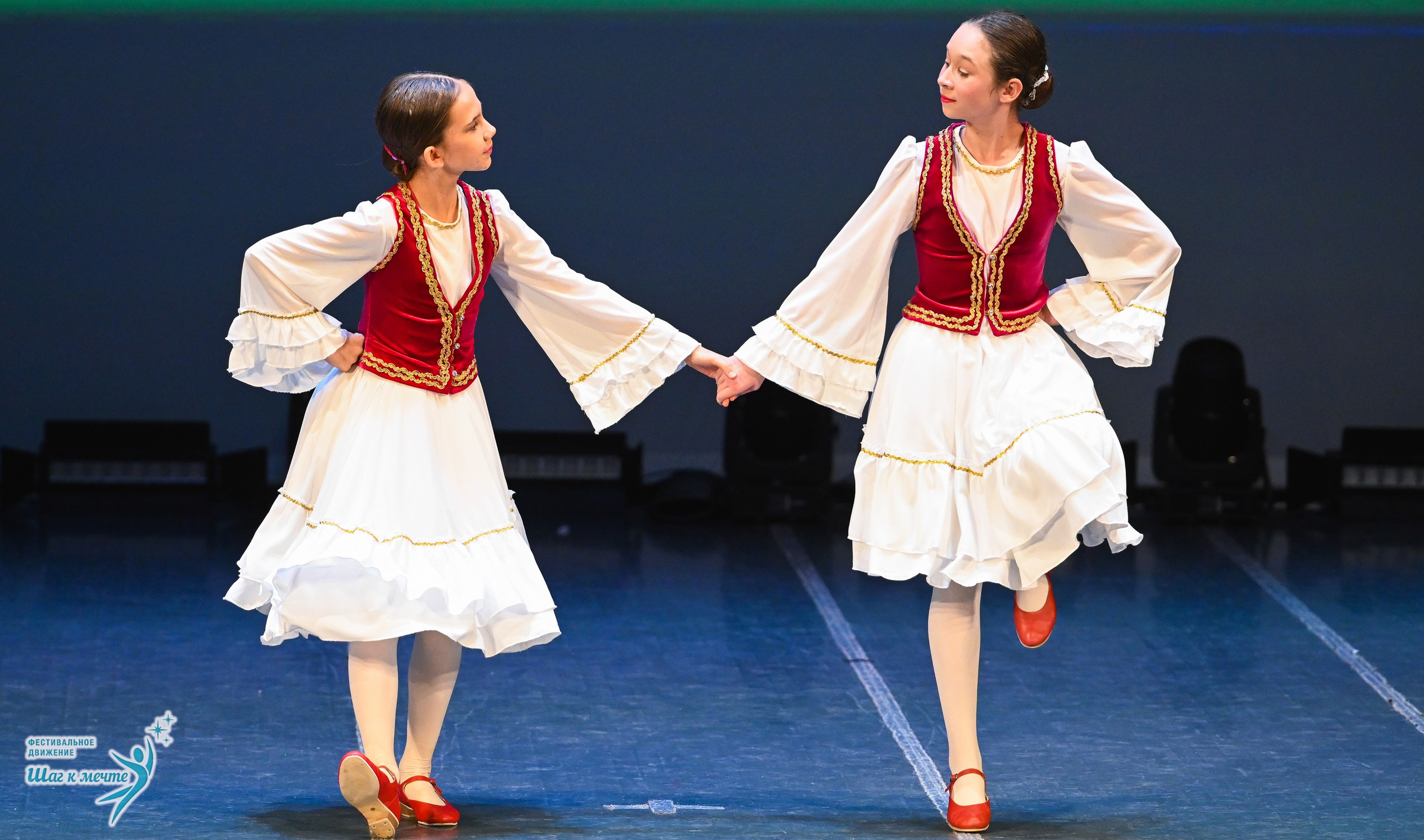 12.12.2025 Фестивальное движение «Шаг к мечте» г. Йошкар-Ола. Медиастудия Фото Концепт