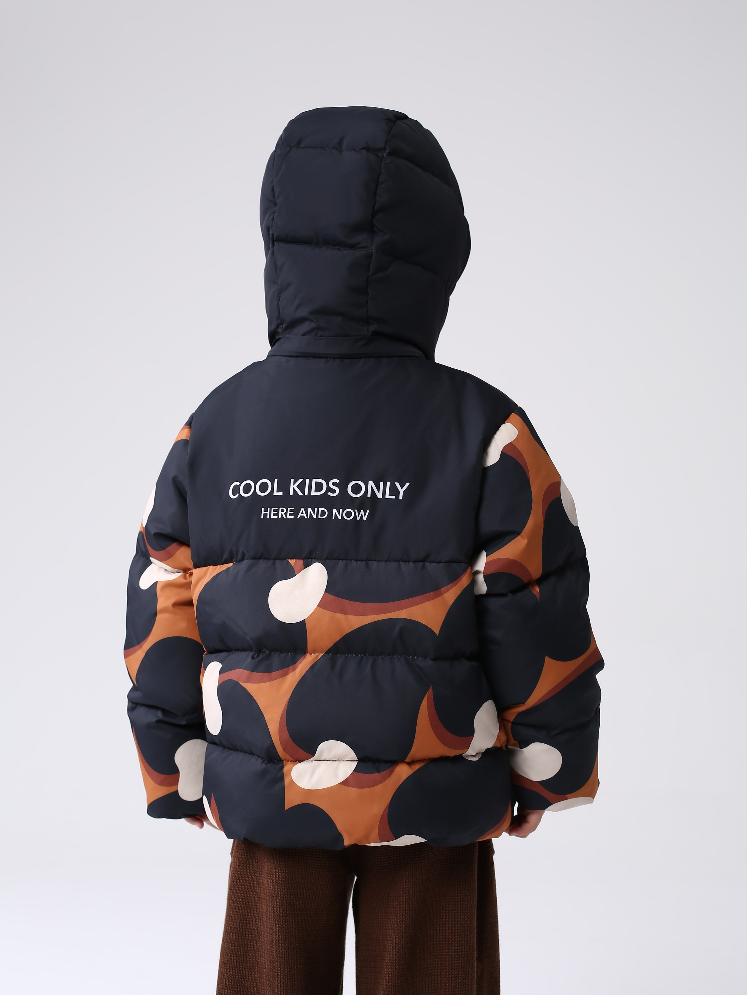 "Профессиональная детская фотосъемка для семейных портретов и воспоминаний""Высококачественная детская съемка новорожденных и малышей в студии""Рекламная детская фотосъемка для альбомов и подарков""Студийная детская съемка с креативными декорациями и позами""Коммерческая детская фотосъемка для маркетинга детских товаров""Фотография детской съемки с акцентом на эмоции и улыбки""Семейная детская съемка для портфолио и социальных сетей""Профессиональная детская фотосъемка с мягким освещением""Рекламные фото детской съемки для сайтов и брошюр""Высокоточная детская съемка для воспоминаний и презентаций""Детская фотосъемка высокого разрешения для семейных альбомов""Коммерческая детская съемка с фокусом на радость и развитие""Студийная фотосъемка детской съемки для брендов и маркетинга""Фотографии детской съемки для подарков и увеличения клиентов""Профессиональная детская съемка для каталогов и семейных историй" "Профессиональная каталожная фотосъемка товаров для e-commerce и интернет-магазинов""Высококачественная каталожная съемка одежды и аксессуаров с белым фоном""Рекламная каталожная фотосъемка для маркетинга продуктов и брендов""Студийная каталожная съемка с детальной проработкой текстур и материалов""Коммерческая каталожная фотосъемка для каталогов и онлайн-платформ""Фотография каталожной съемки с акцентом на дизайн и презентацию товаров""Предметная каталожная съемка для увеличения продаж в e-commerce""Профессиональная каталожная фотосъемка с использованием студийного освещения""Рекламные фото каталожной съемки для сайтов и социальных сетей""Высокоточная каталожная съемка товаров для презентаций и брошюр""Каталожная фотосъемка высокого разрешения для онлайн-магазинов""Коммерческая каталожная съемка с фокусом на качество и детализацию""Студийная каталожная фотосъемка для брендов и ритейла""Фотографии каталожной съемки для маркетинговых кампаний""Профессиональная каталожная съемка для каталогов и увеличения конверсии"