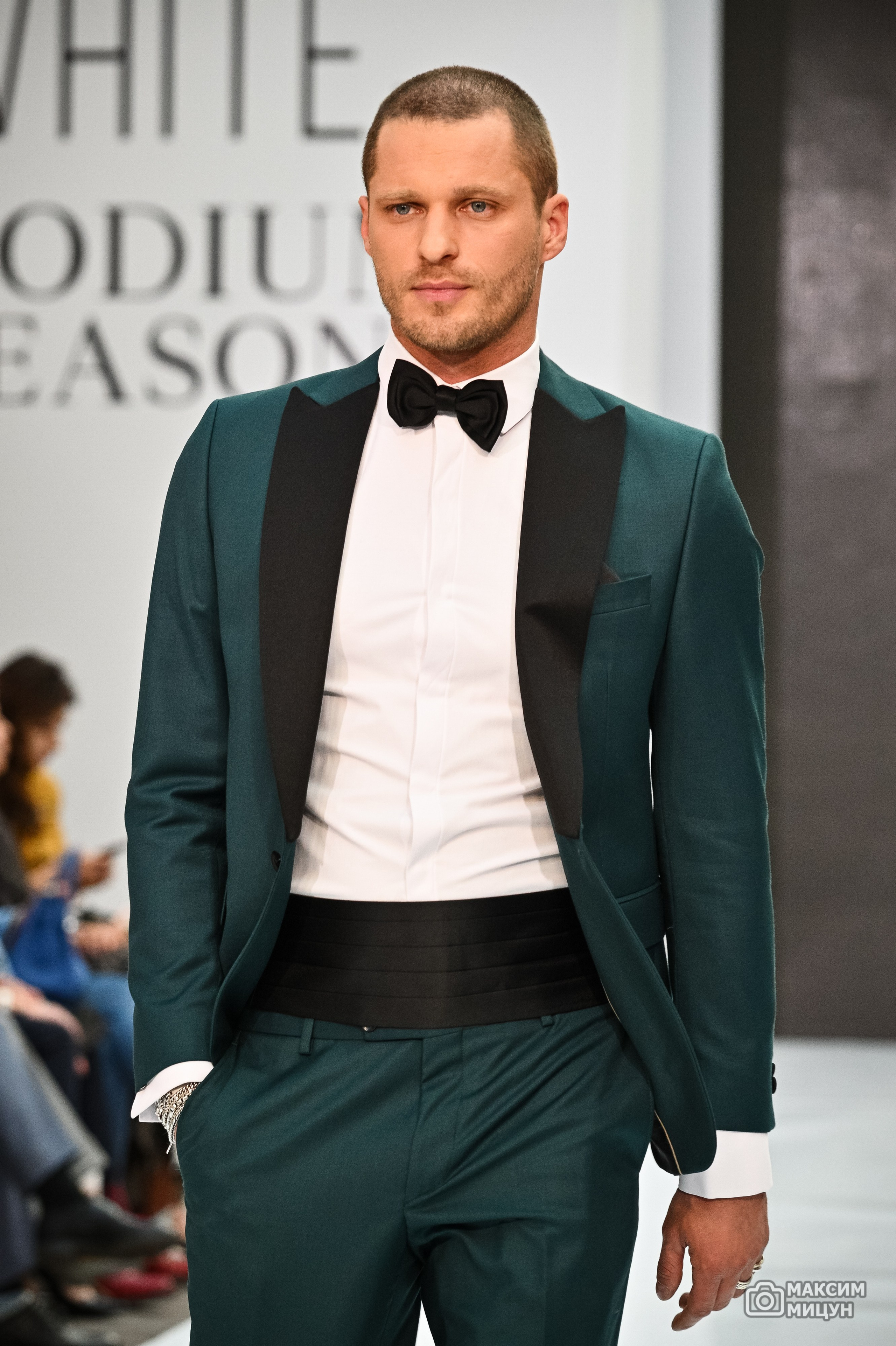 Модные показы. Фотограф Максим Мицун. Портрет, свадьба, репортаж, каталог