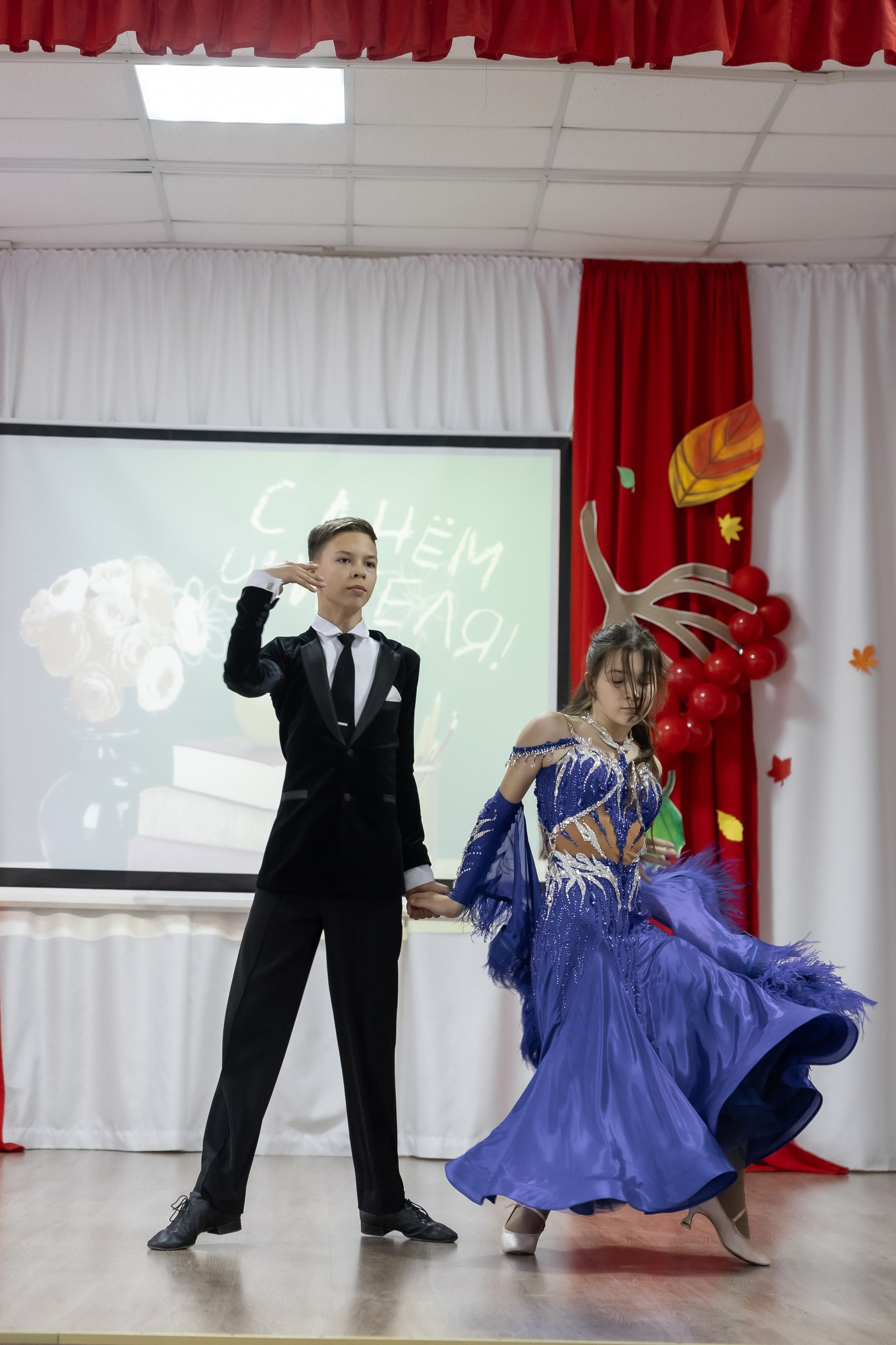 День учителя. Школа 31. Октябрь 2024. Свадебный и Семейный фотограф г. Ижевск Гульназ Солдатова. Гульназ фото