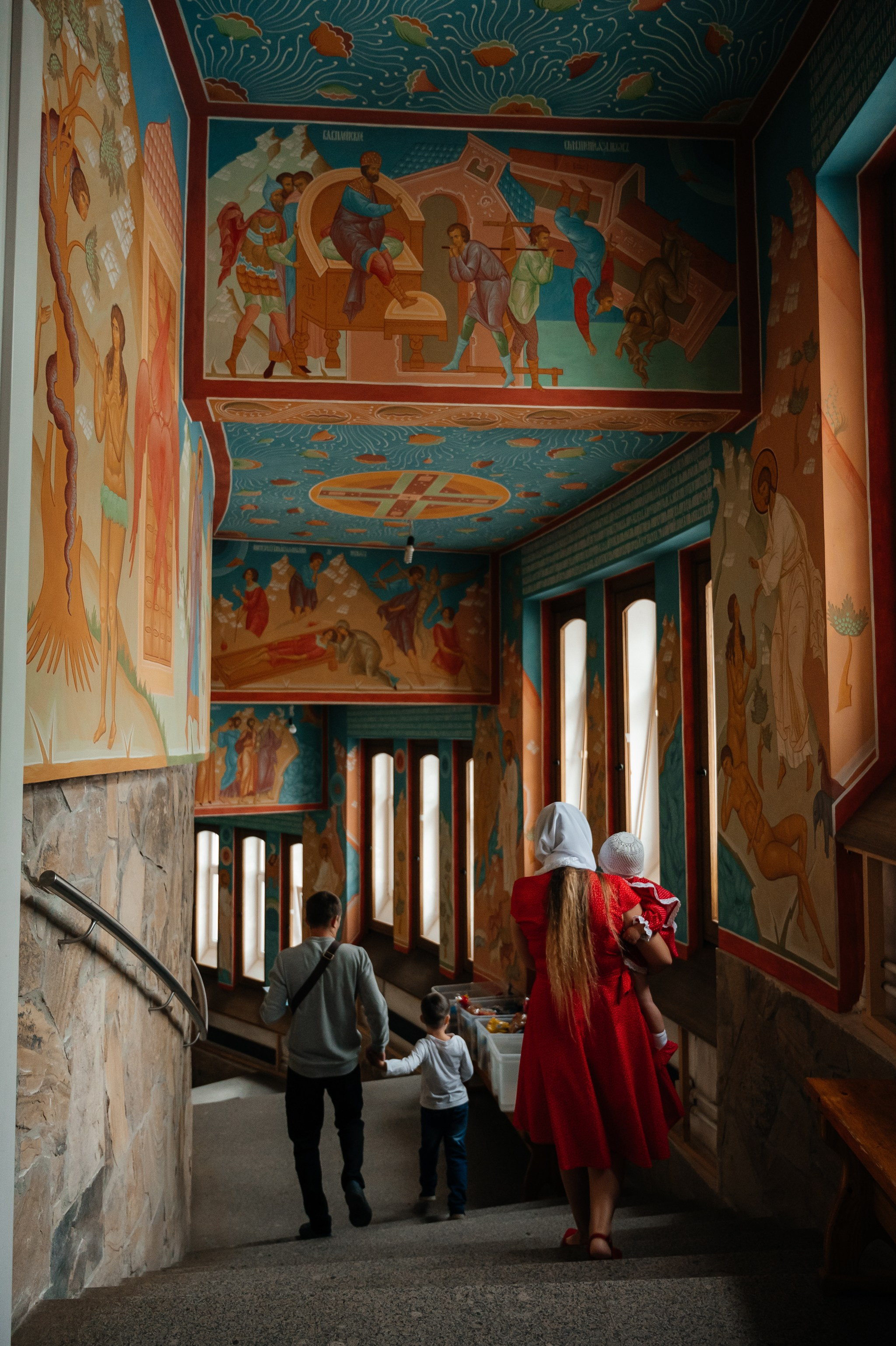 Крещение в храме. Свадебный и семейный фотограф из Санкт-Петербурга Климов Анатолий